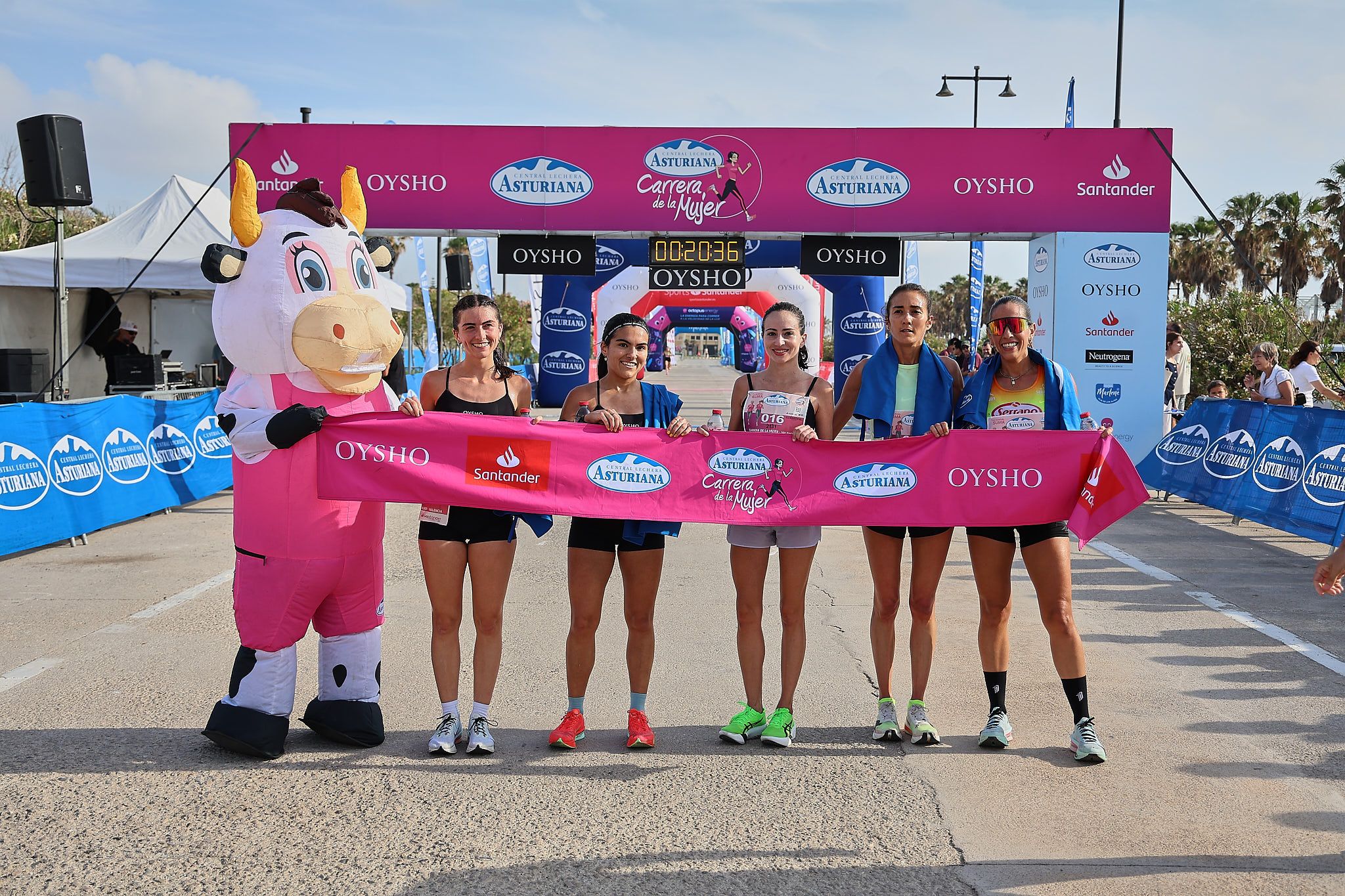 Las mejores fotos de la Carrera de la Mujer de Valencia 2026.0159