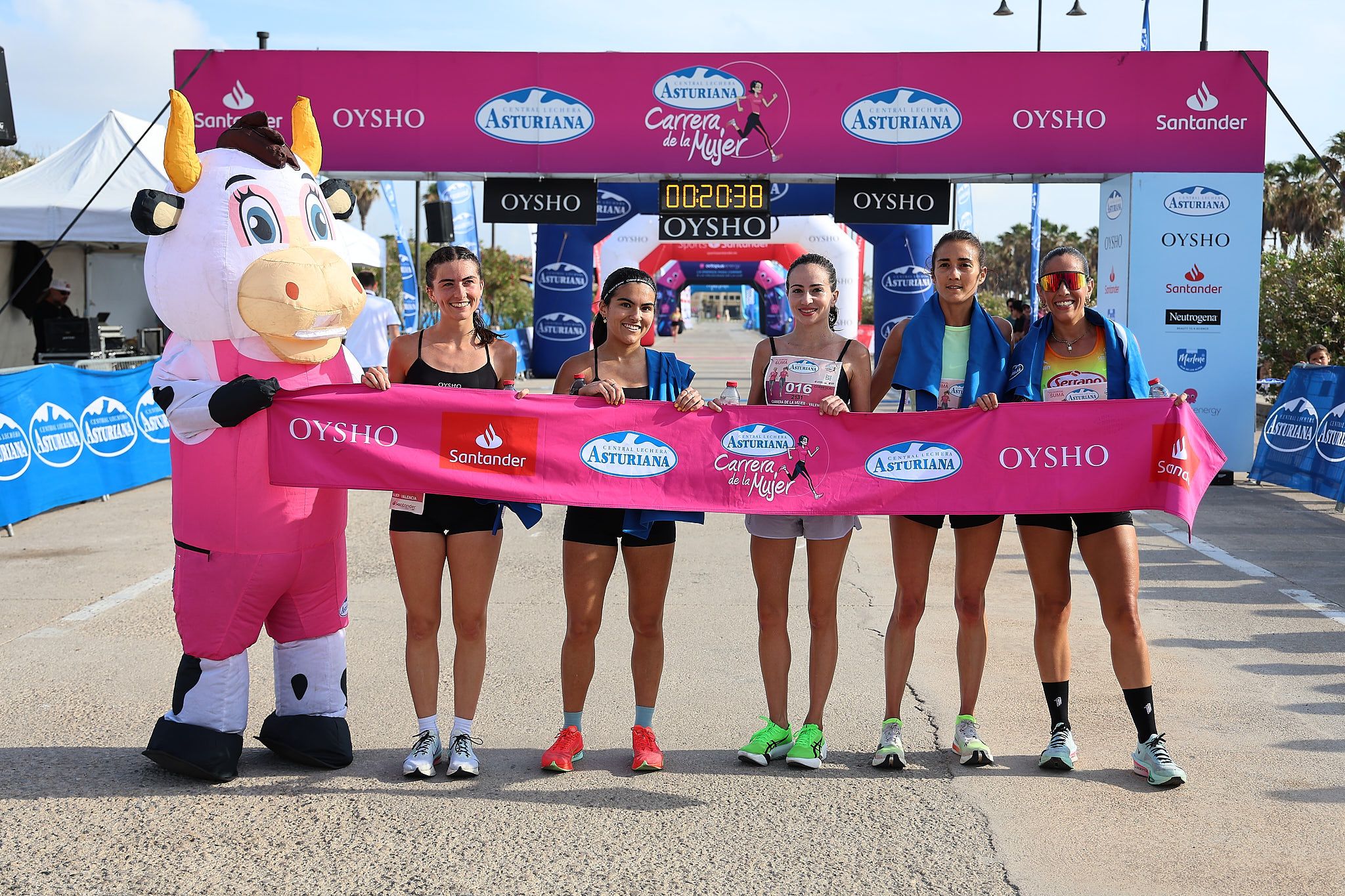 Las mejores fotos de la Carrera de la Mujer de Valencia 2026.0163