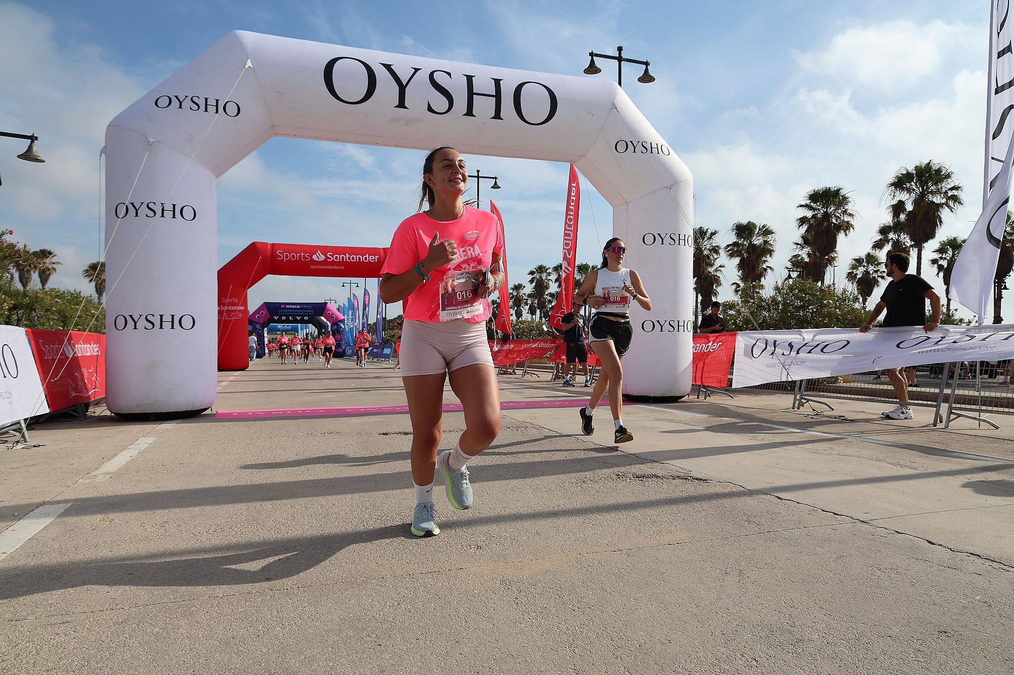 Las mejores fotos de la Carrera de la Mujer de Valencia 2026.0505