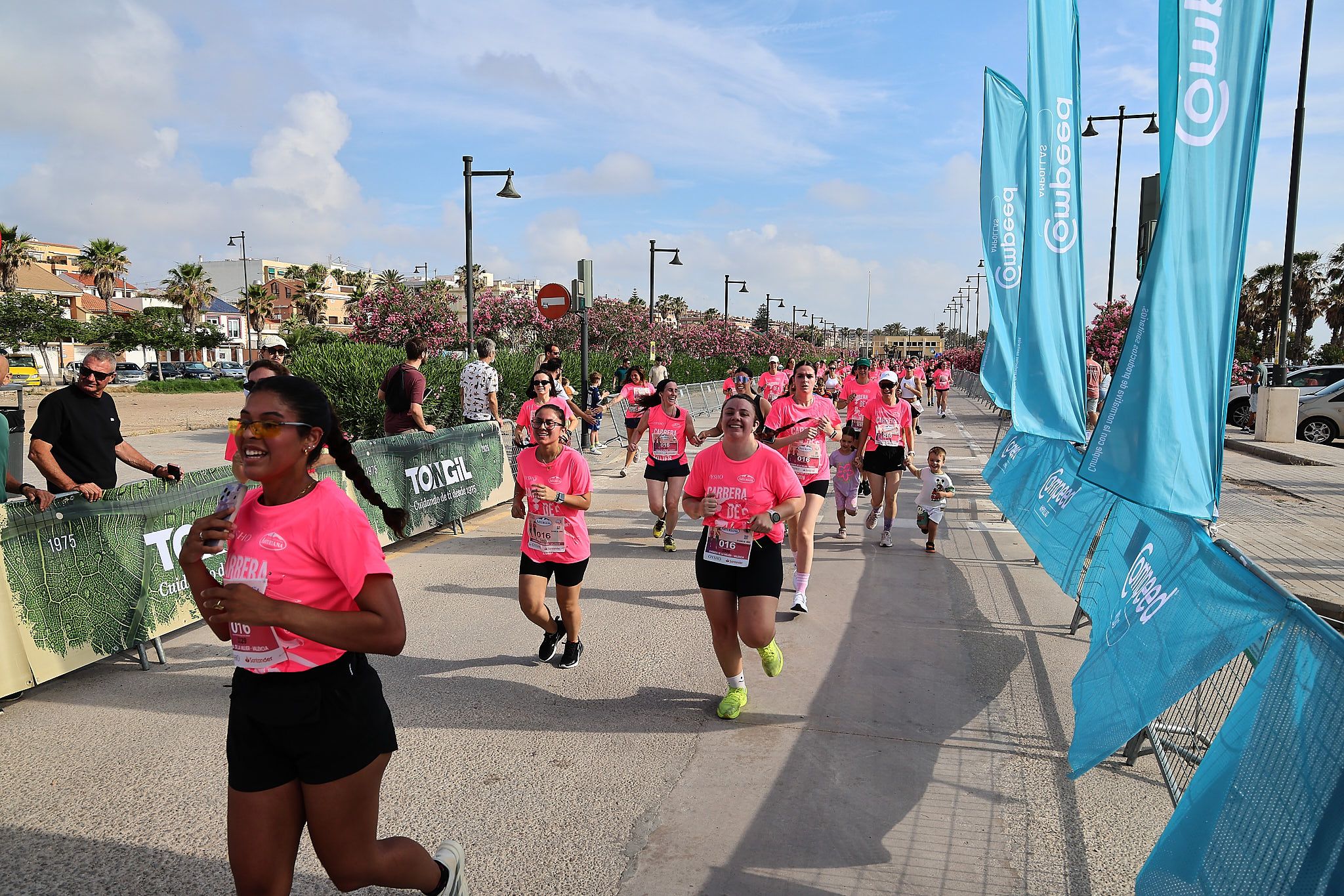 Las mejores fotos de la Carrera de la Mujer de Valencia 2026.0712
