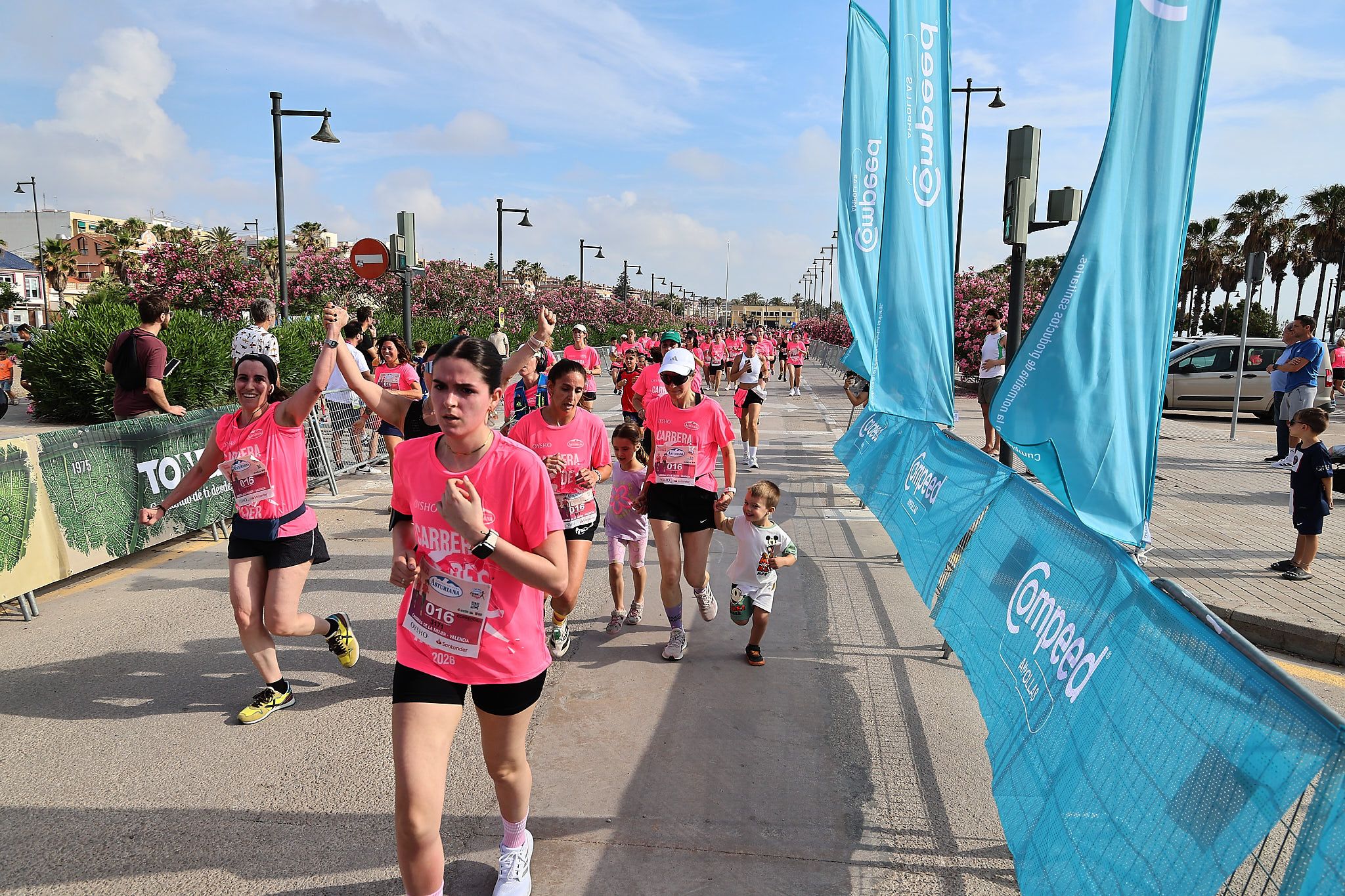 Las mejores fotos de la Carrera de la Mujer de Valencia 2026.0713