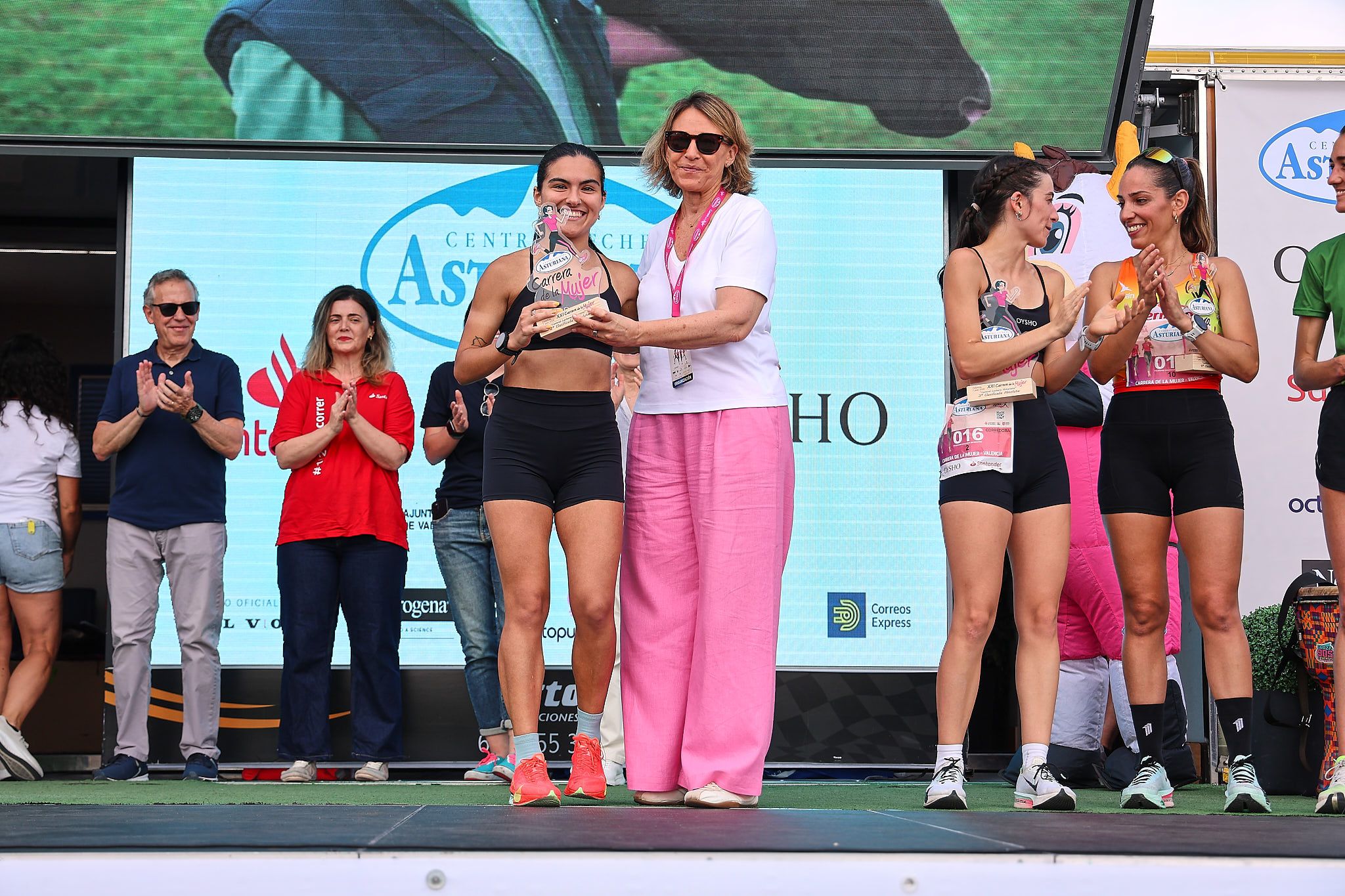 Las mejores fotos de la Carrera de la Mujer de Valencia 2026.0943