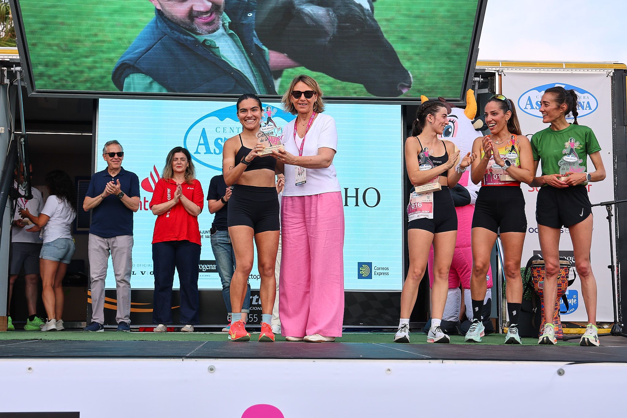 Las mejores fotos de la Carrera de la Mujer de Valencia 2026.0944