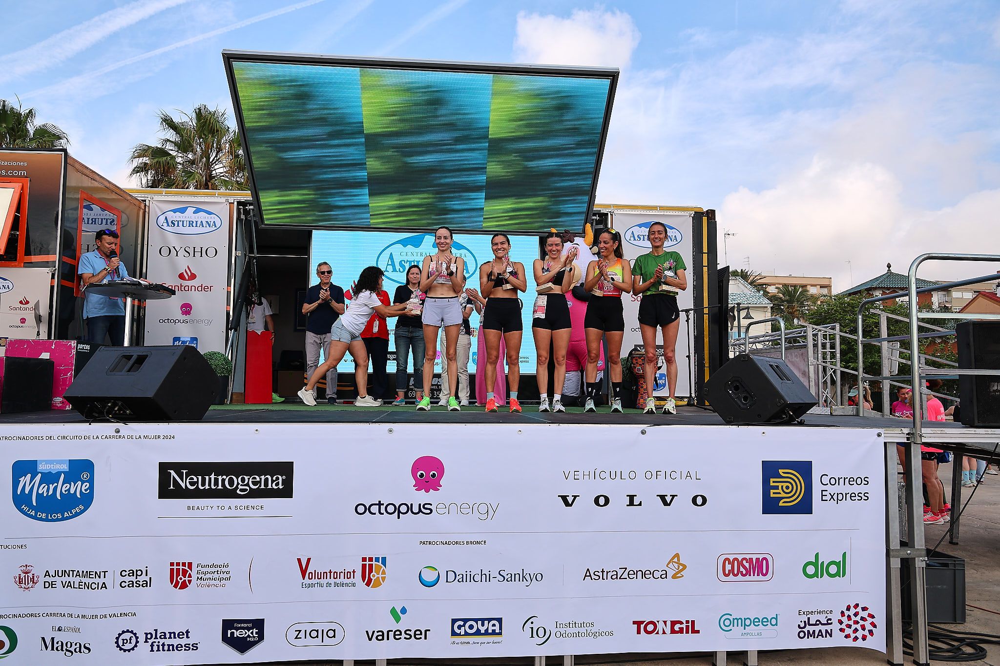Las mejores fotos de la Carrera de la Mujer de Valencia 2026.0950
