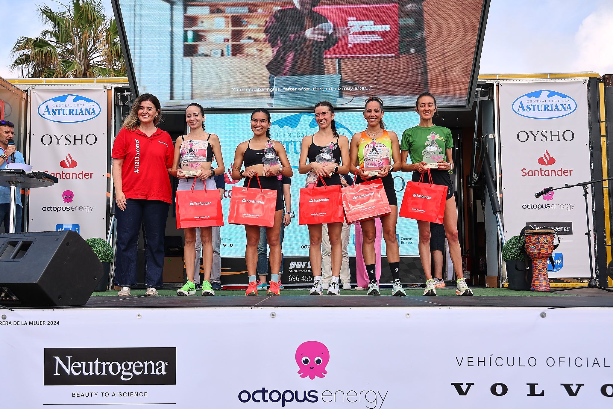 Las mejores fotos de la Carrera de la Mujer de Valencia 2026.0976