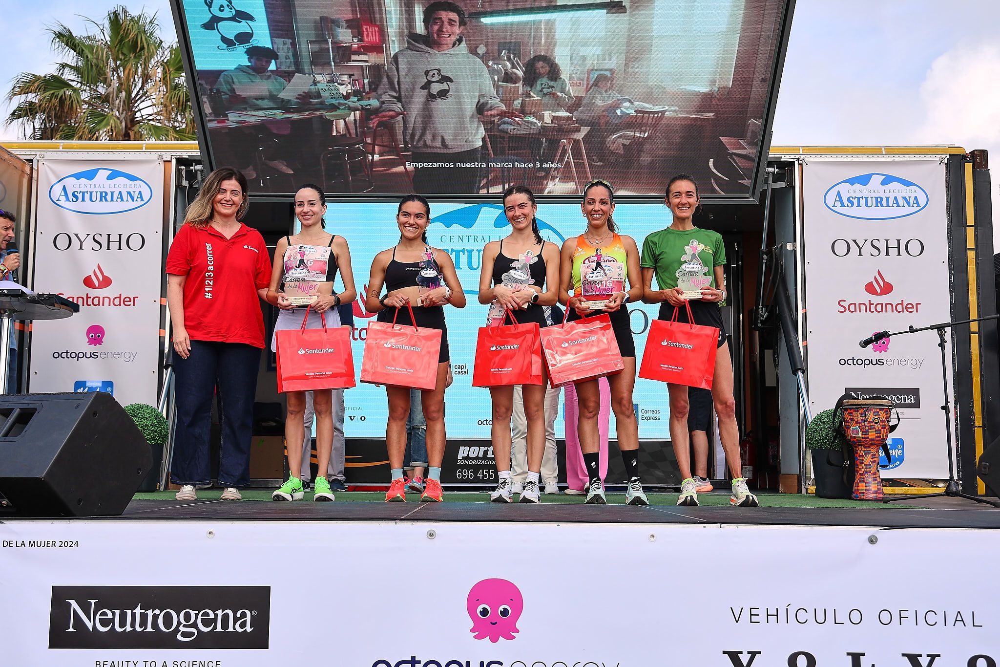 Las mejores fotos de la Carrera de la Mujer de Valencia 2026.0978