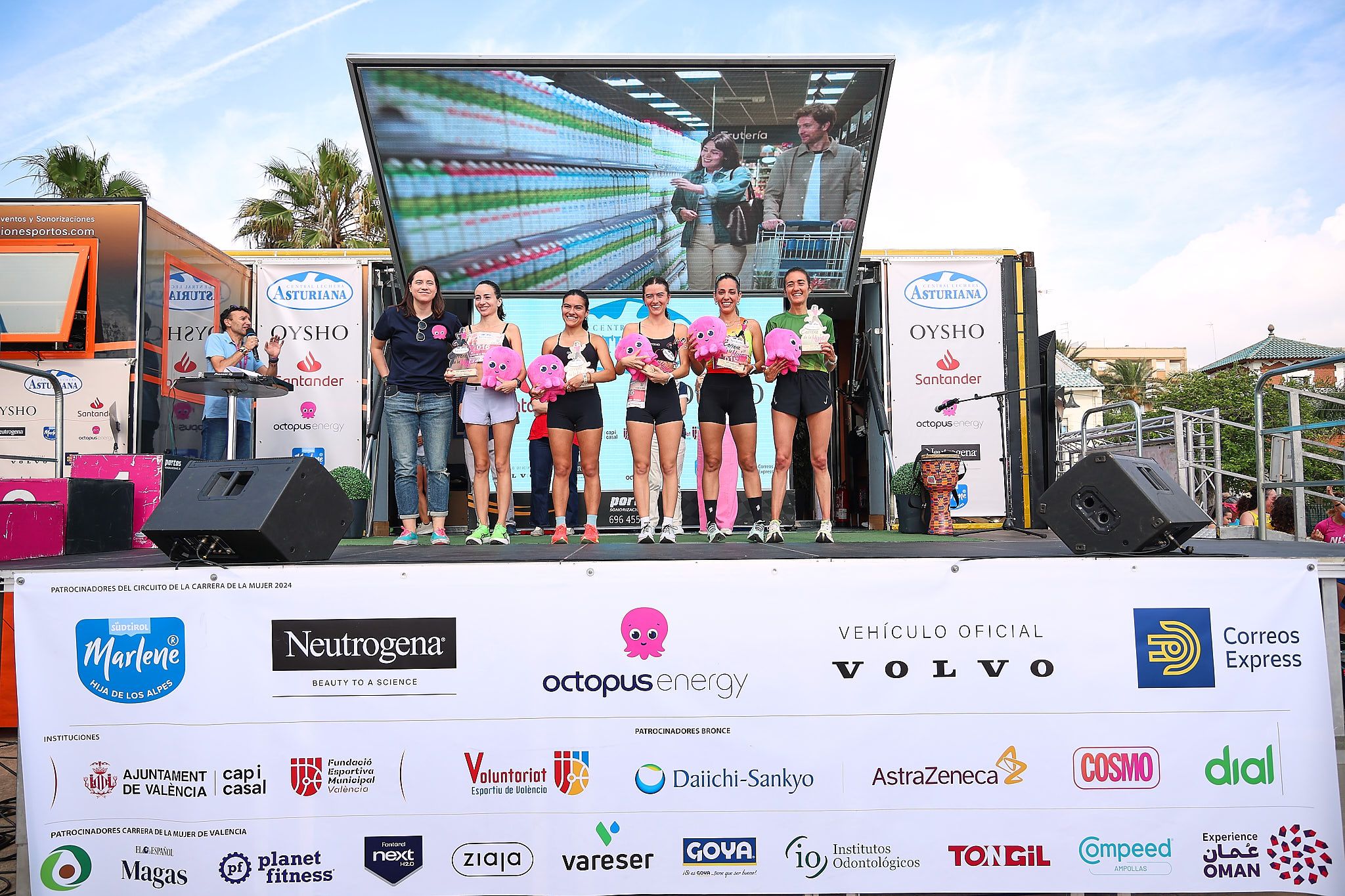 Las mejores fotos de la Carrera de la Mujer de Valencia 2026.0981