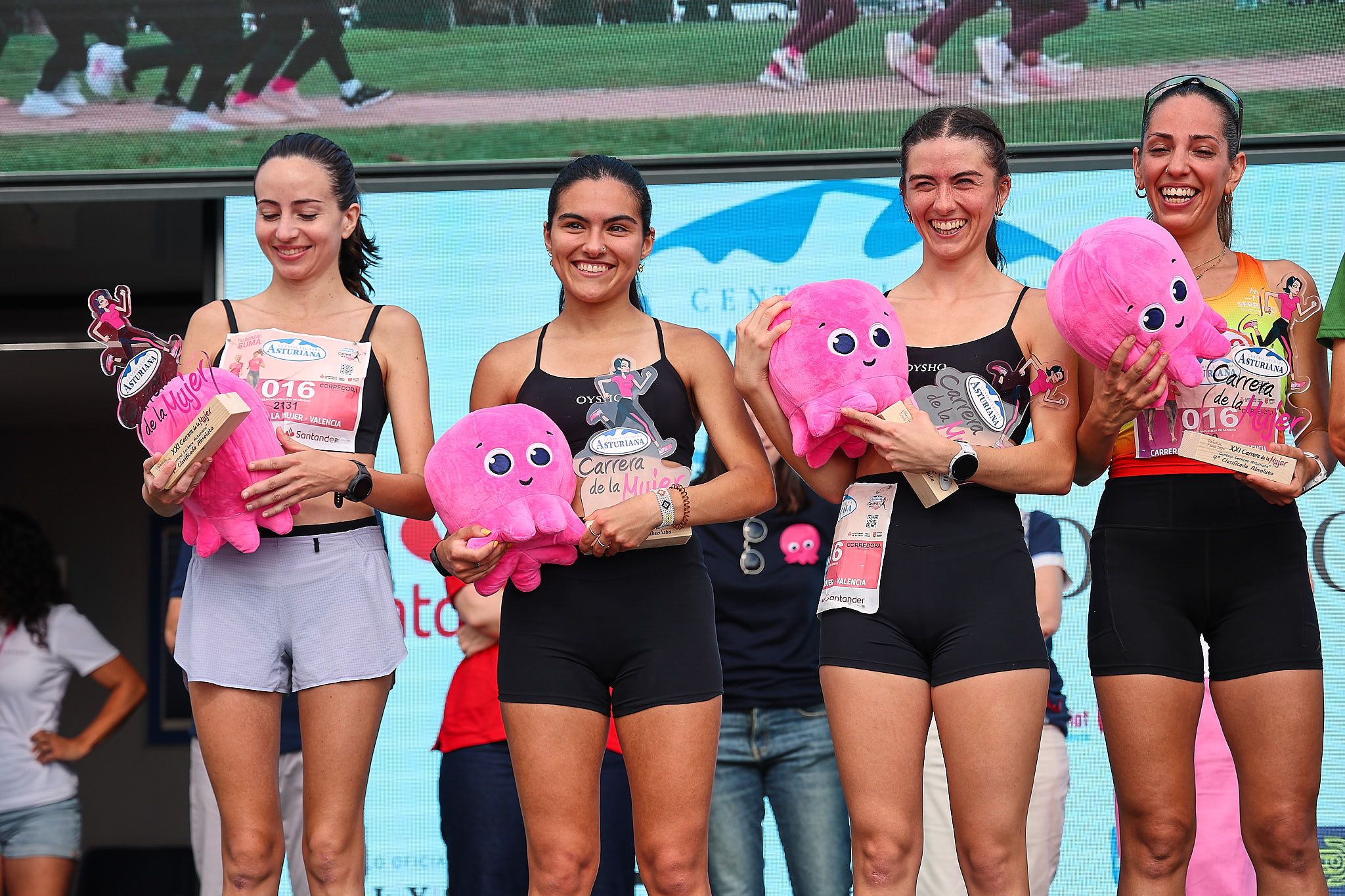 Las mejores fotos de la Carrera de la Mujer de Valencia 2026.0984
