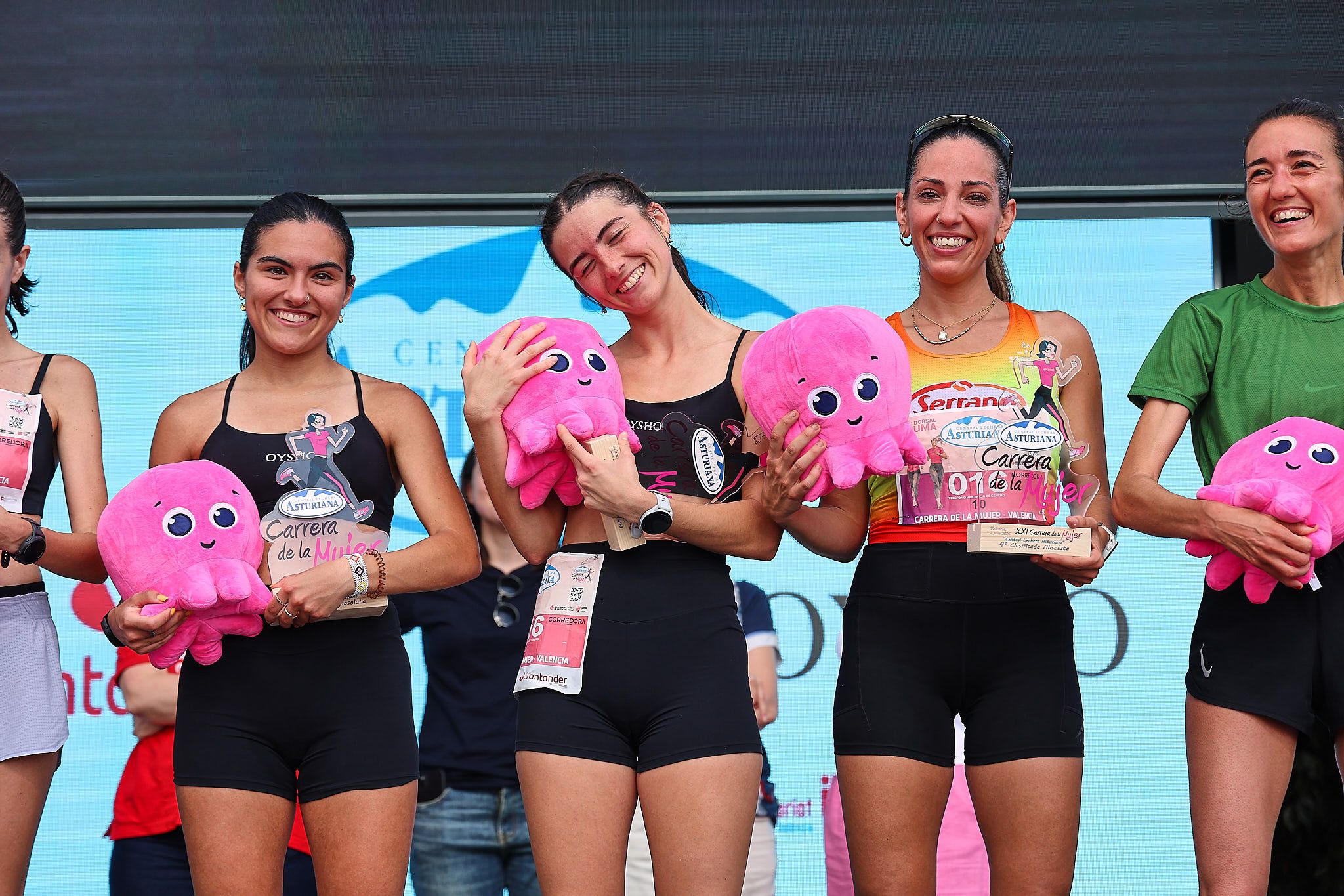 Las mejores fotos de la Carrera de la Mujer de Valencia 2026.0985