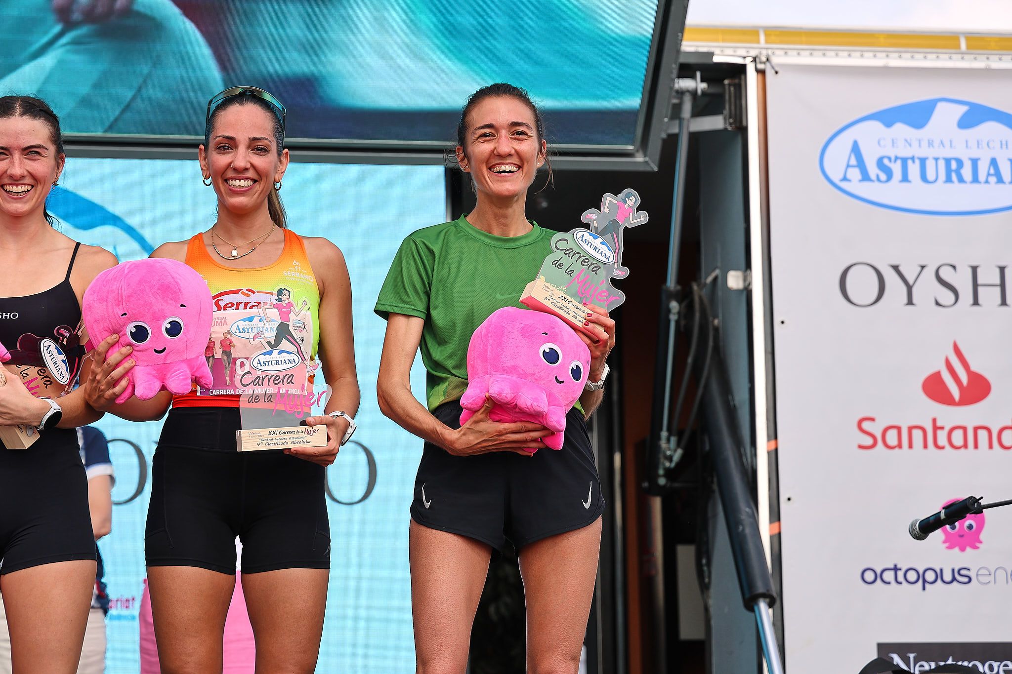 Las mejores fotos de la Carrera de la Mujer de Valencia 2026.0986