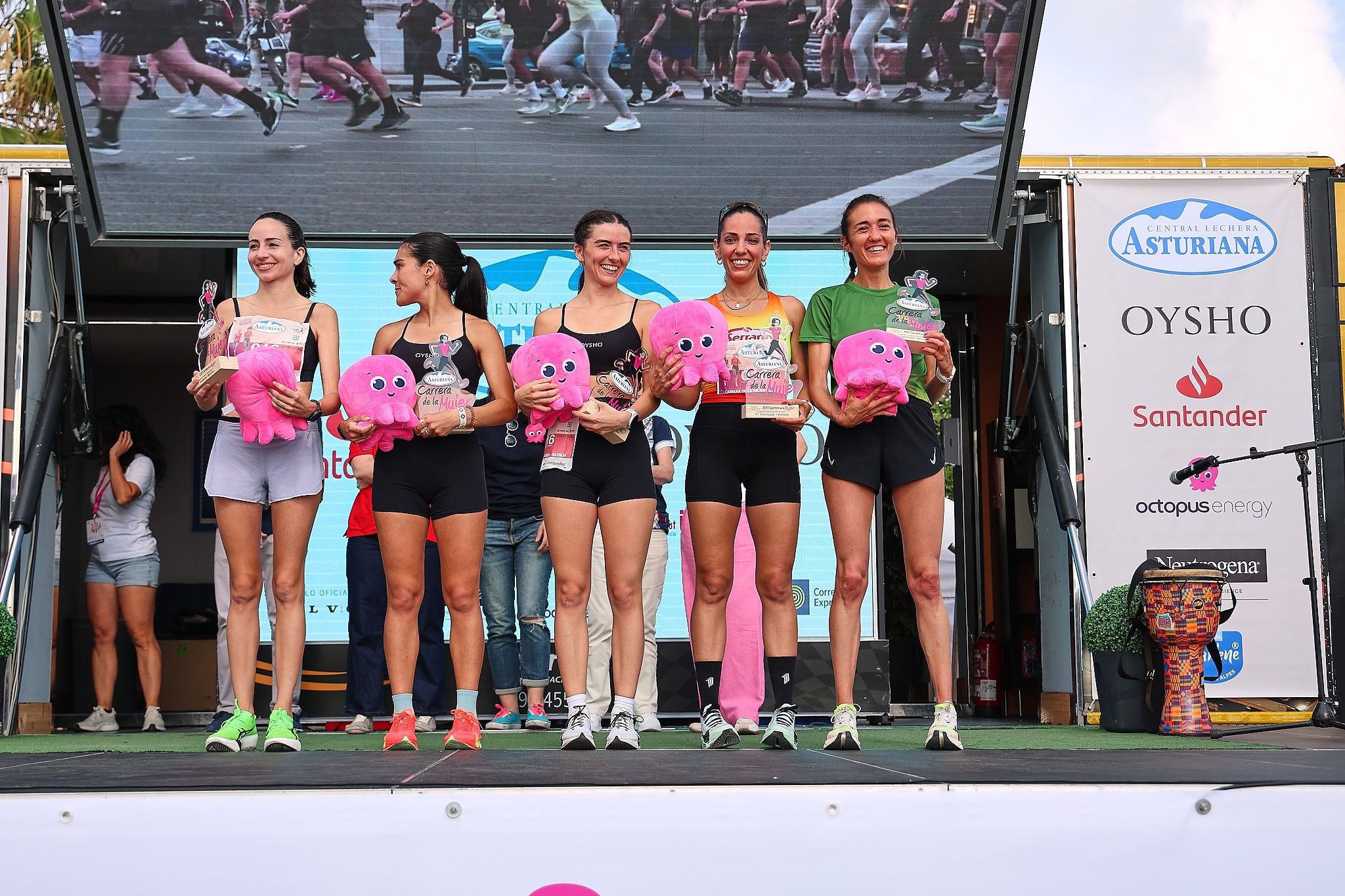 Las mejores fotos de la Carrera de la Mujer de Valencia 2026.0987