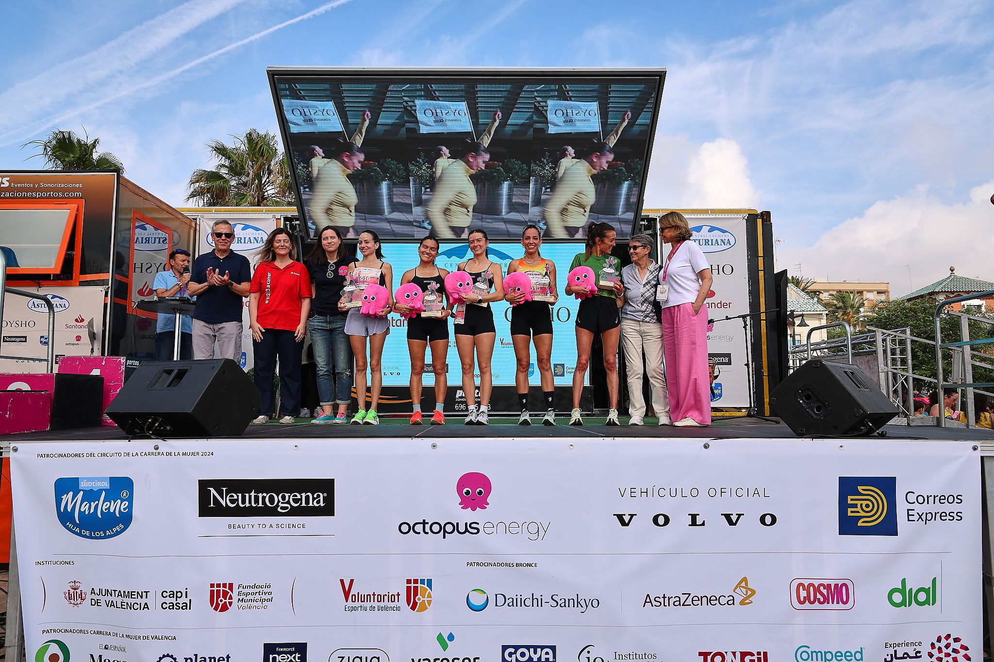 Las mejores fotos de la Carrera de la Mujer de Valencia 2026.0988