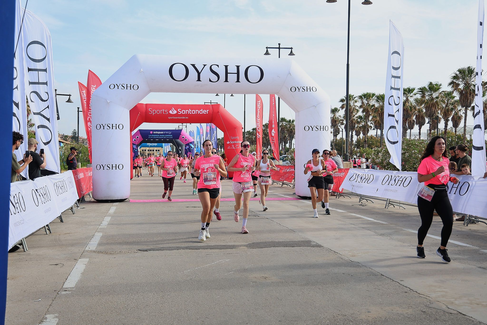 Las mejores fotos de la Carrera de la Mujer de Valencia 2026.0589