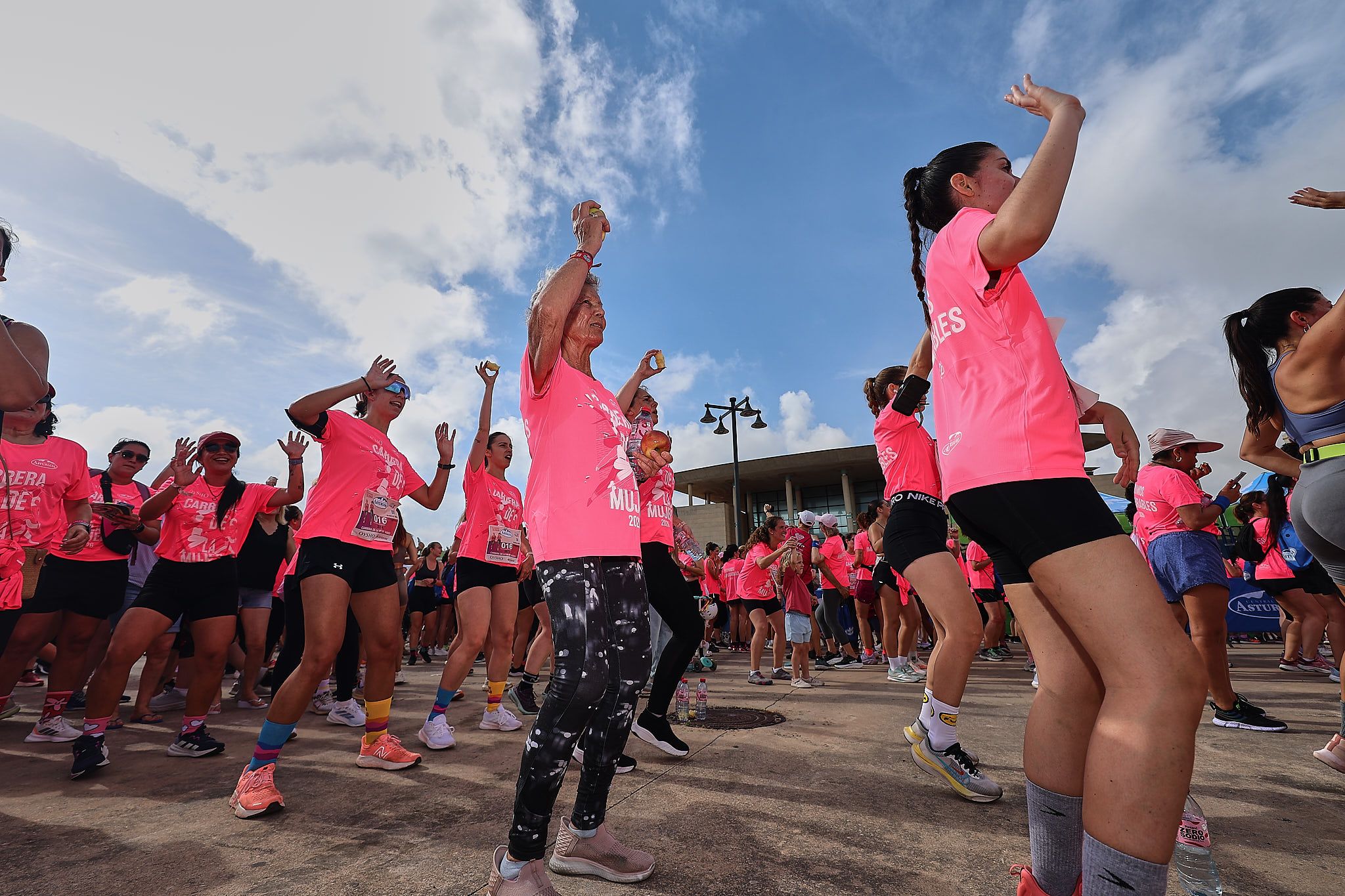 Las mejores fotos de la Carrera de la Mujer de Valencia 2026.1109