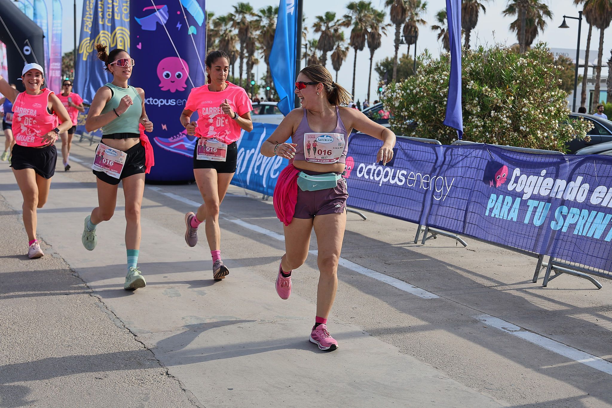 Las mejores fotos de la Carrera de la Mujer de Valencia 2026.0401