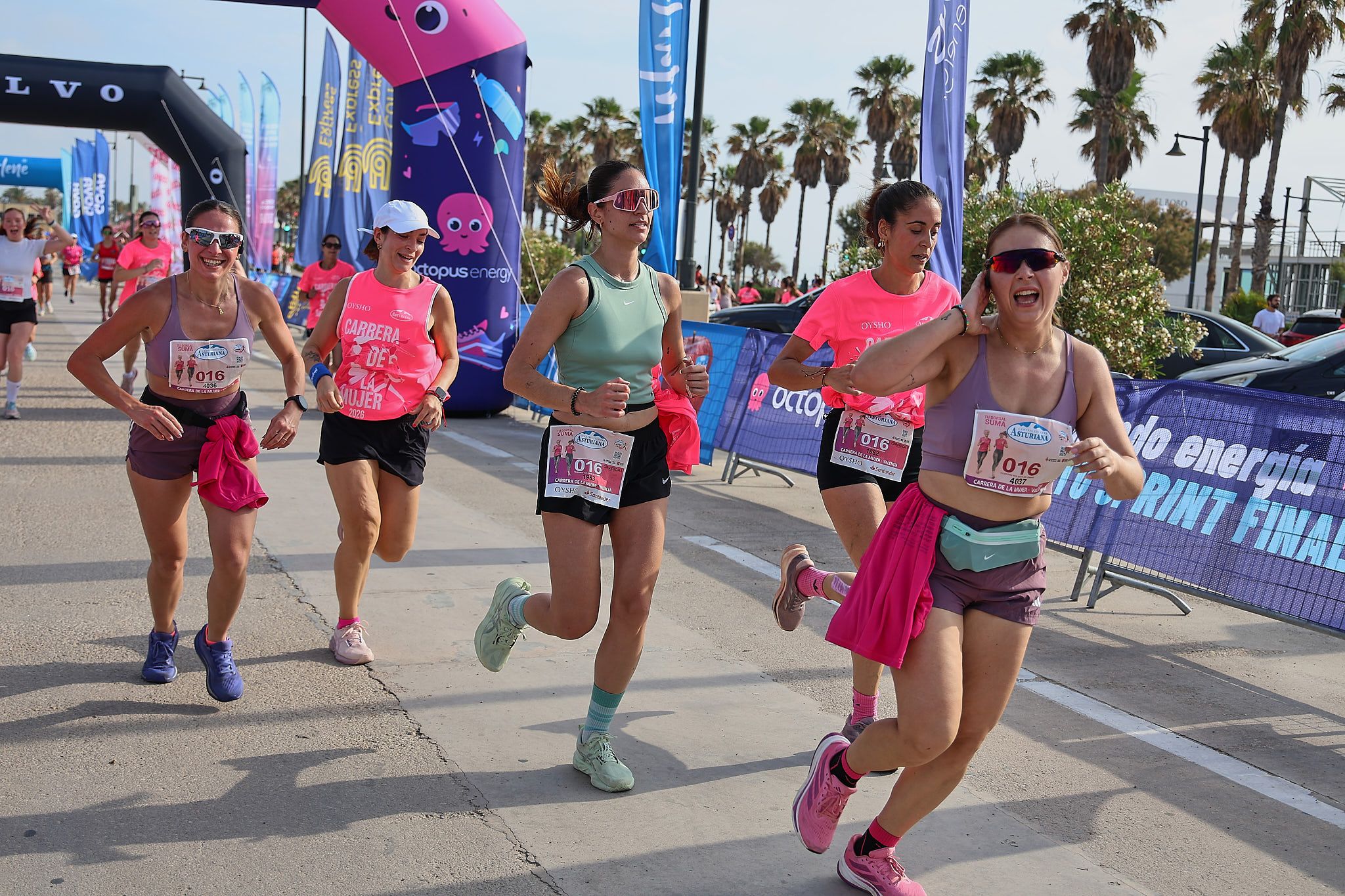 Las mejores fotos de la Carrera de la Mujer de Valencia 2026.0402