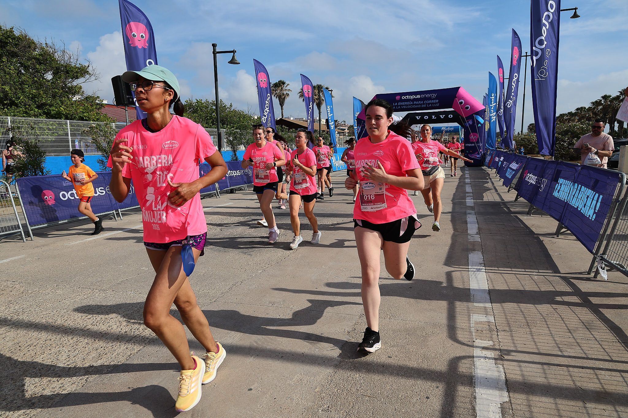 Las mejores fotos de la Carrera de la Mujer de Valencia 2026.0809