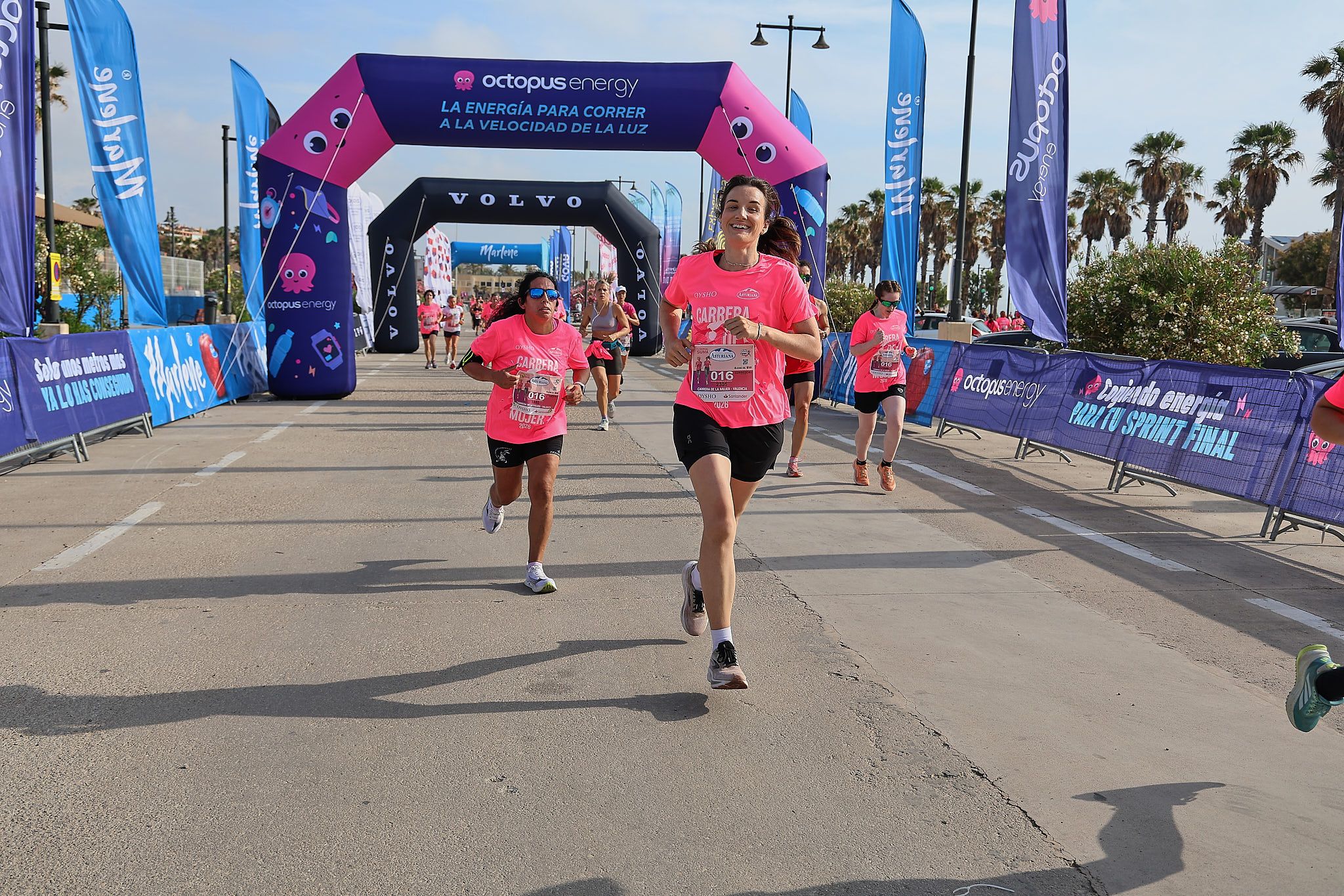 Las mejores fotos de la Carrera de la Mujer de Valencia 2026.0411