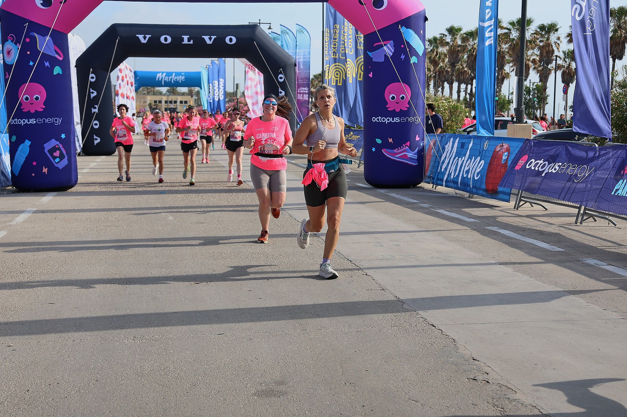 Las mejores fotos de la Carrera de la Mujer de Valencia 2026.0413