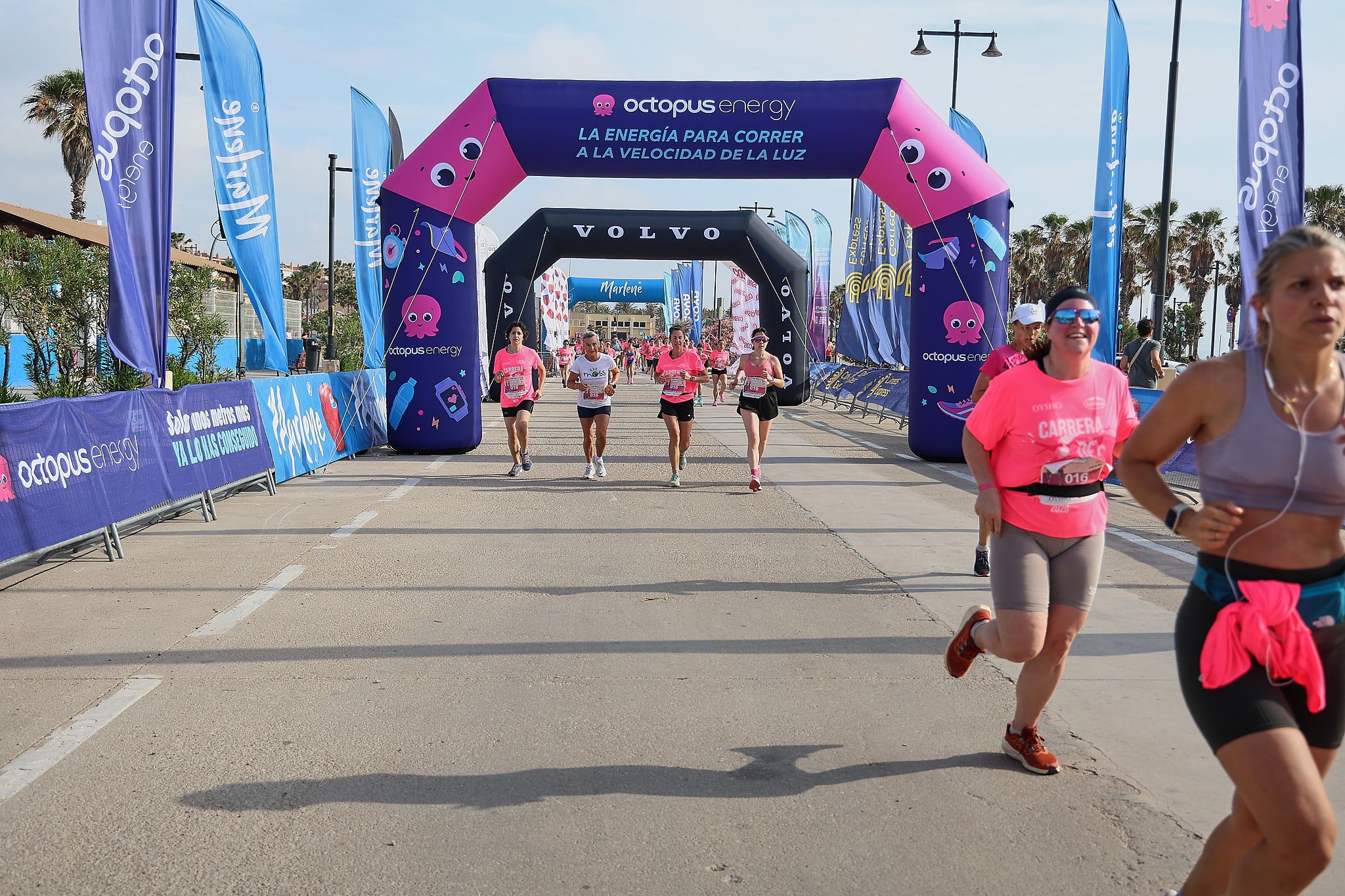 Las mejores fotos de la Carrera de la Mujer de Valencia 2026.0414