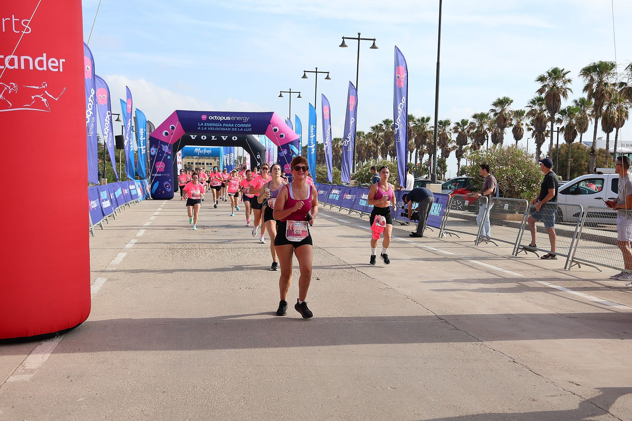 Las mejores fotos de la Carrera de la Mujer de Valencia 2026.0612
