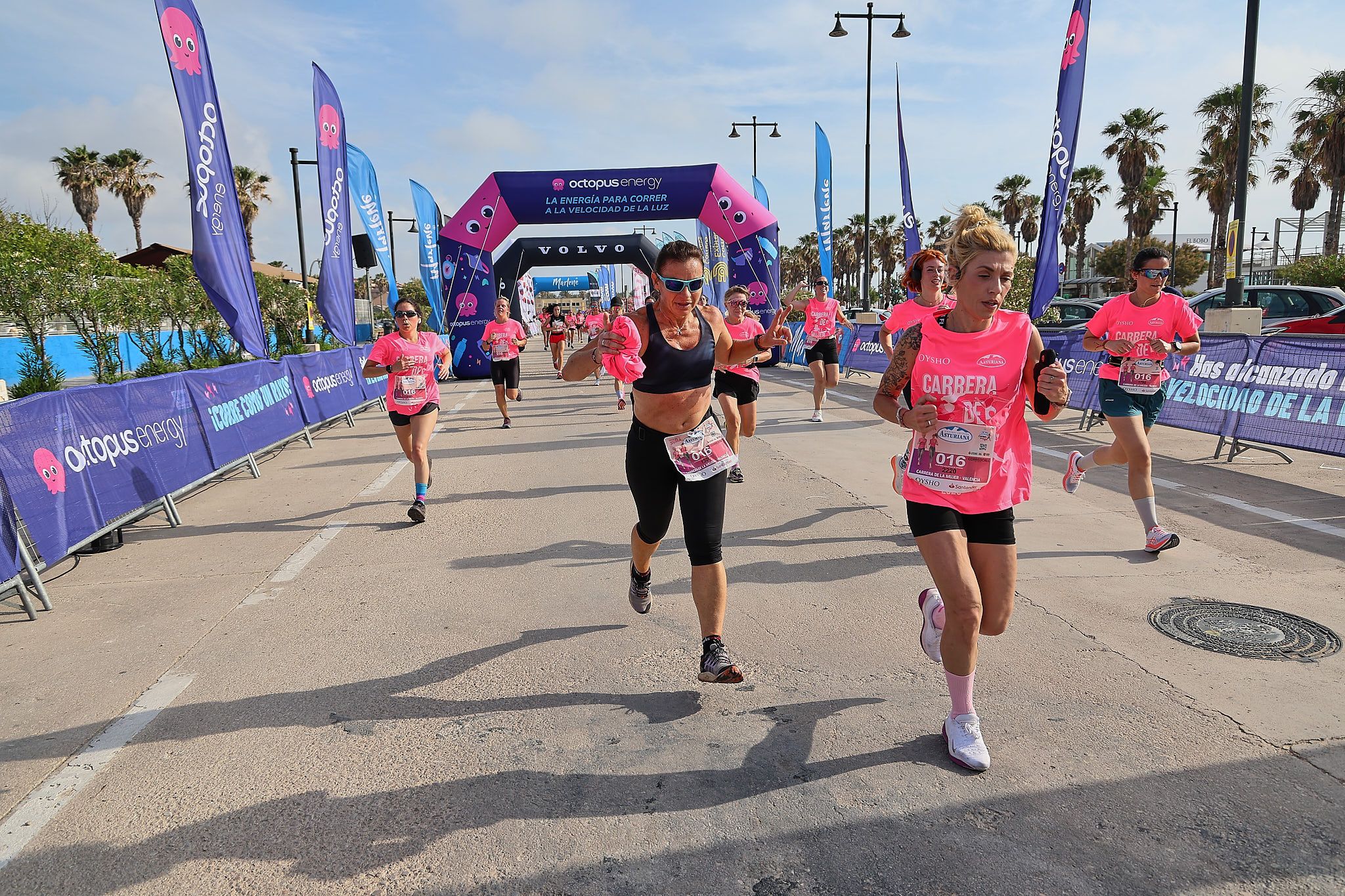 Las mejores fotos de la Carrera de la Mujer de Valencia 2026.0421