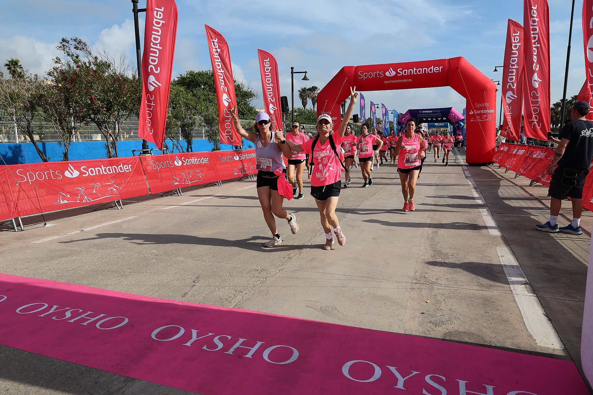 Las mejores fotos de la Carrera de la Mujer de Valencia 2026.0827