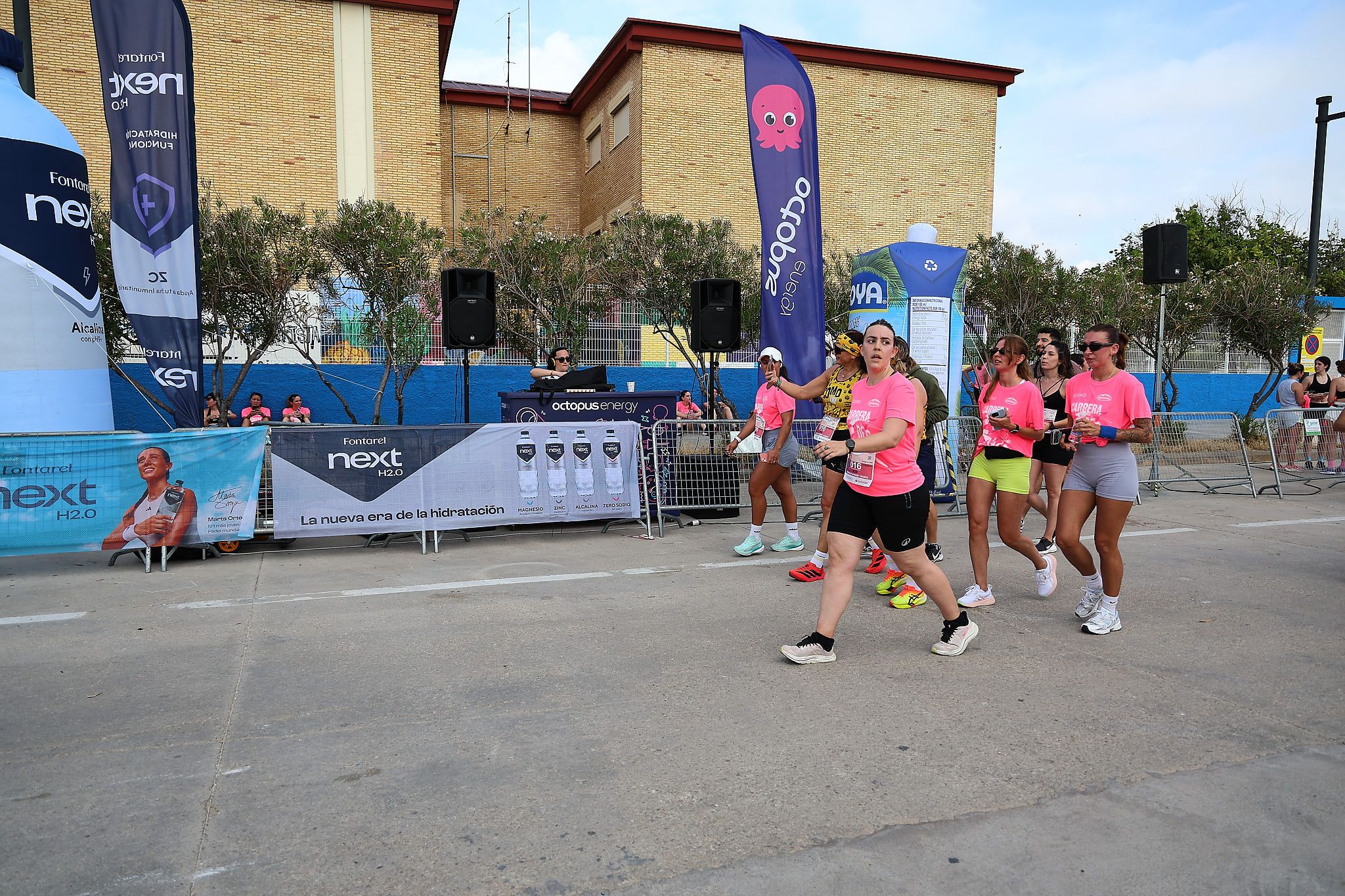 Las mejores fotos de la Carrera de la Mujer de Valencia 2026.0914