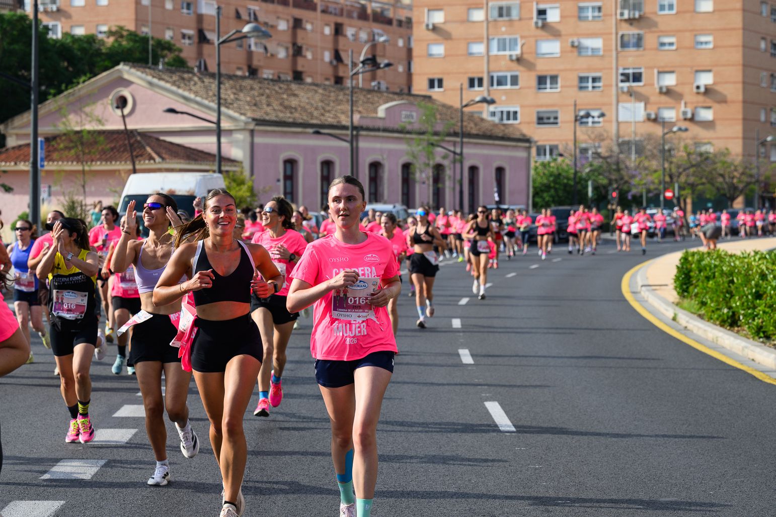 Más fotos de la Carrera de la Mujer de Valencia 2026. 85572