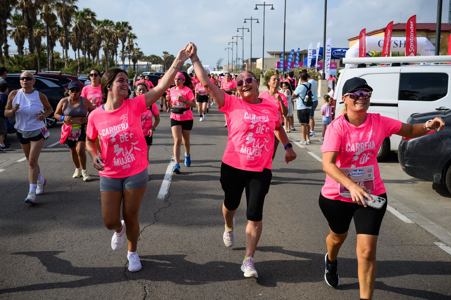 Más fotos de la Carrera de la Mujer de Valencia 2026. 85678