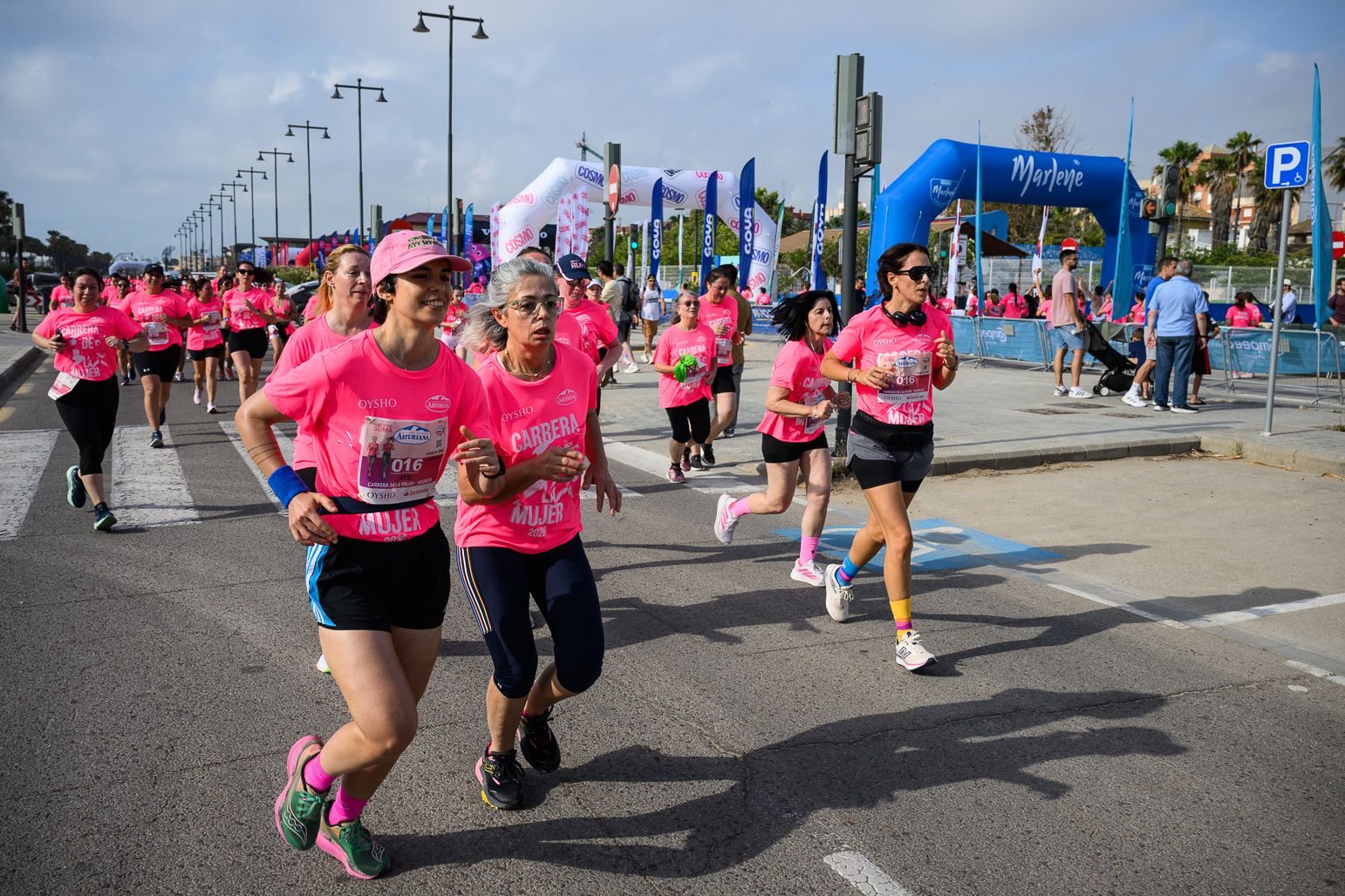 Más fotos de la Carrera de la Mujer de Valencia 2026. 85684