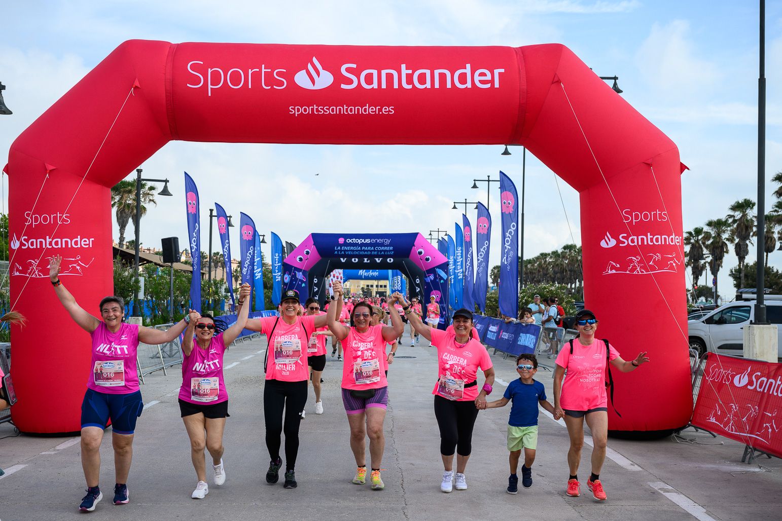 Más fotos de la Carrera de la Mujer de Valencia 2026. 85757