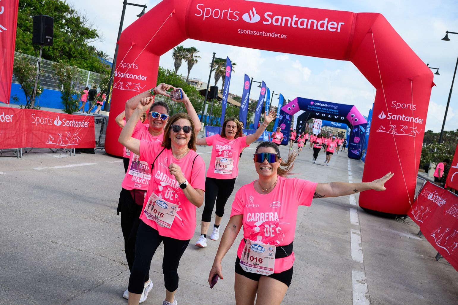 Más fotos de la Carrera de la Mujer de Valencia 2026. 85791