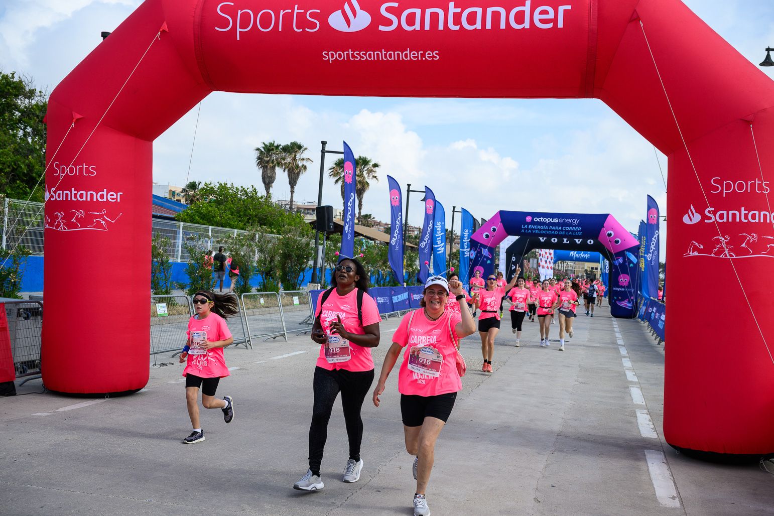 Más fotos de la Carrera de la Mujer de Valencia 2026. 85792