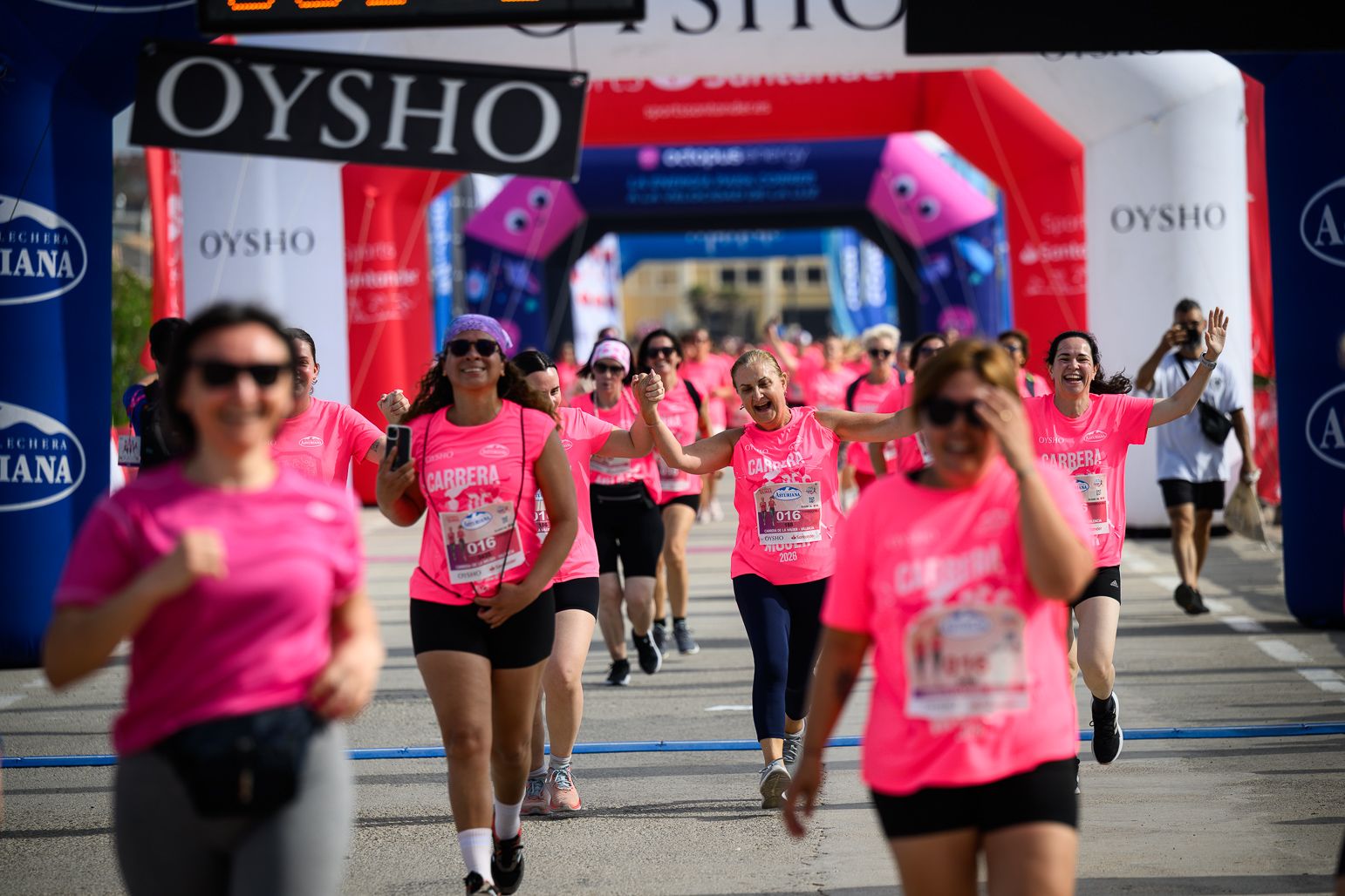 Más fotos de la Carrera de la Mujer de Valencia 2026. 85831