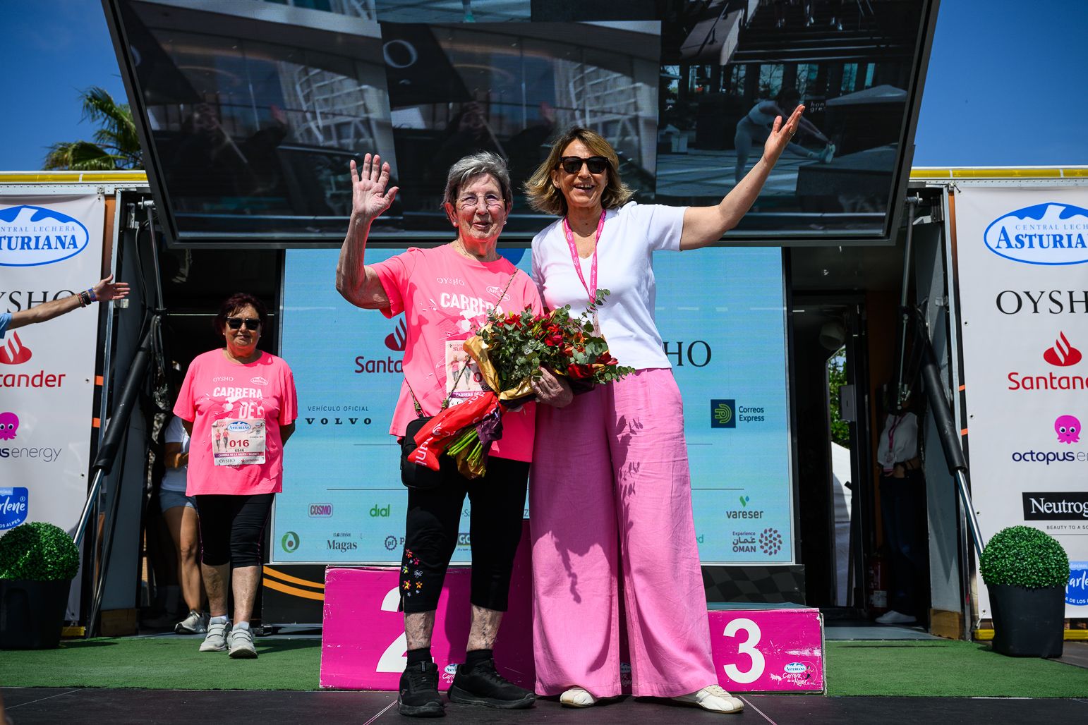 Más fotos de la Carrera de la Mujer de Valencia 2026. 85988