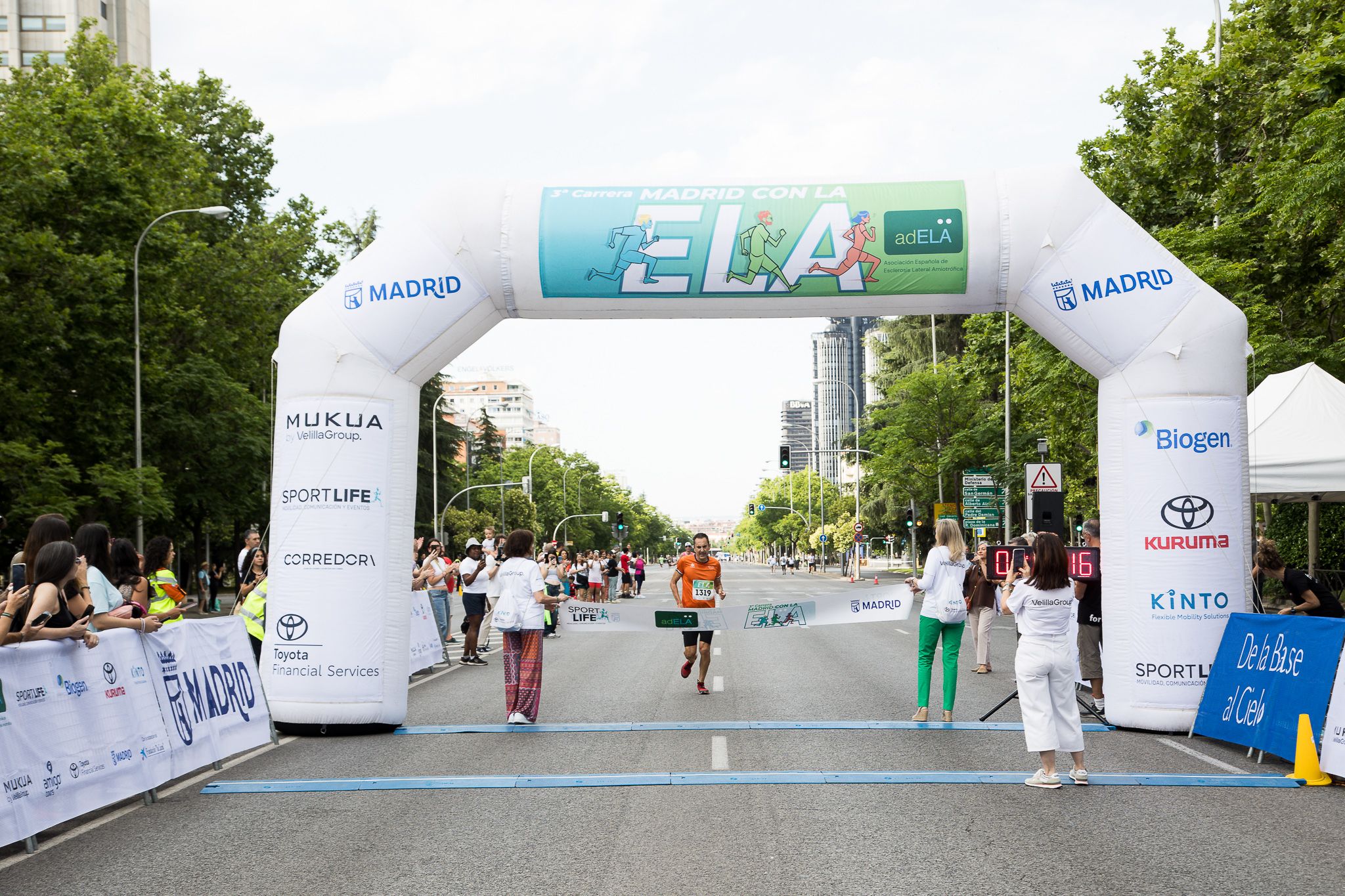 Fotos de la llegada a meta de la III Carrera Madrid con la ELA. LateMiLente 1