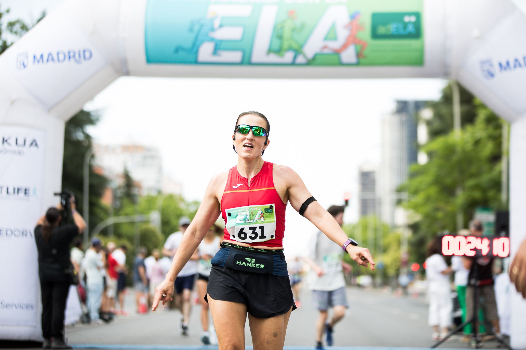 Fotos de la llegada a meta de la III Carrera Madrid con la ELA. LateMiLente 55