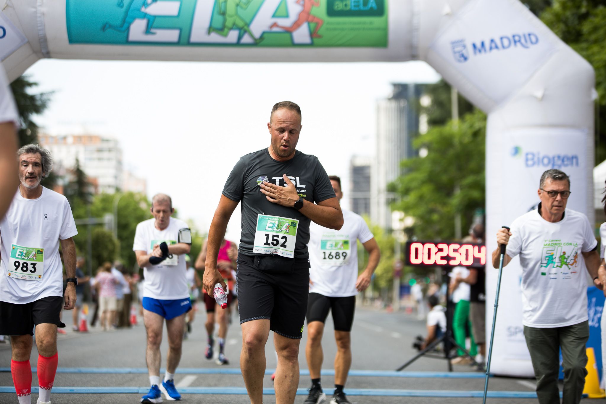 Fotos de la llegada a meta de la III Carrera Madrid con la ELA. LateMiLente 73