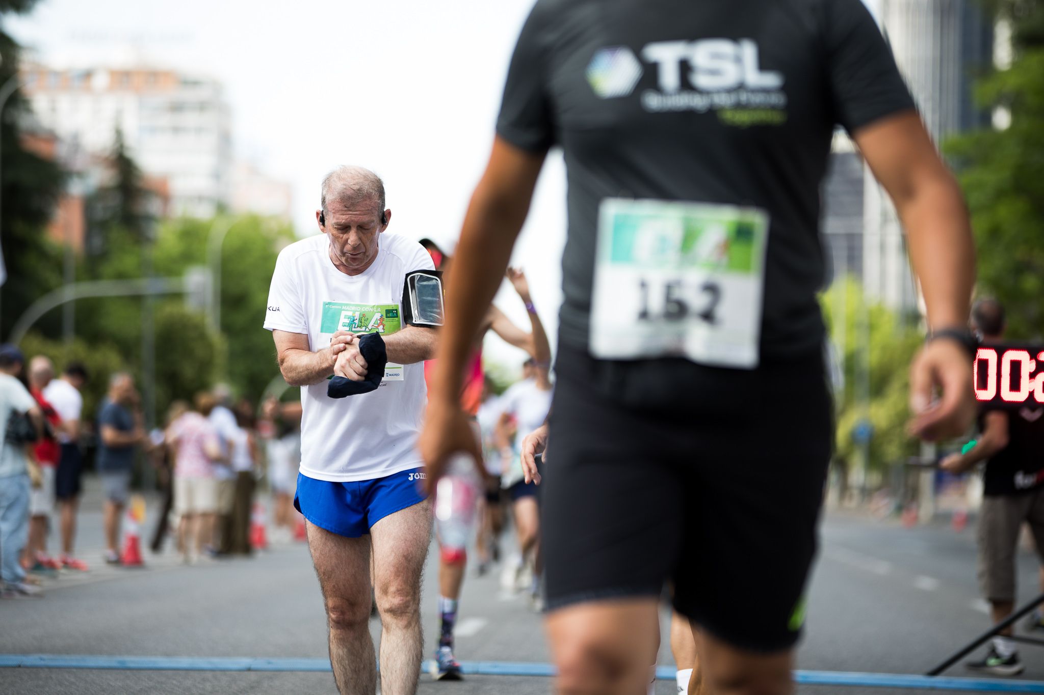 Fotos de la llegada a meta de la III Carrera Madrid con la ELA. LateMiLente 75