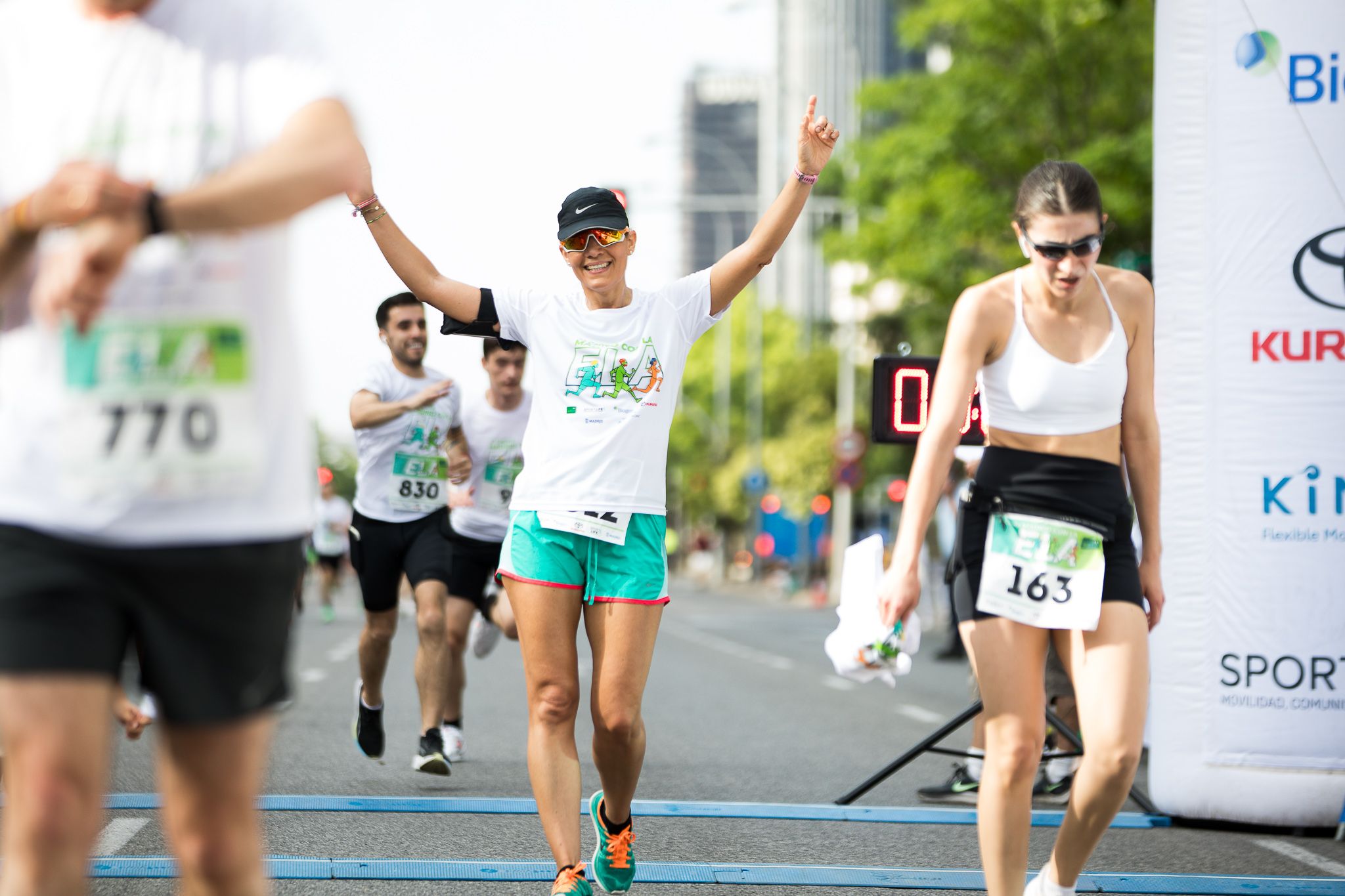 Fotos de la llegada a meta de la III Carrera Madrid con la ELA. LateMiLente 87