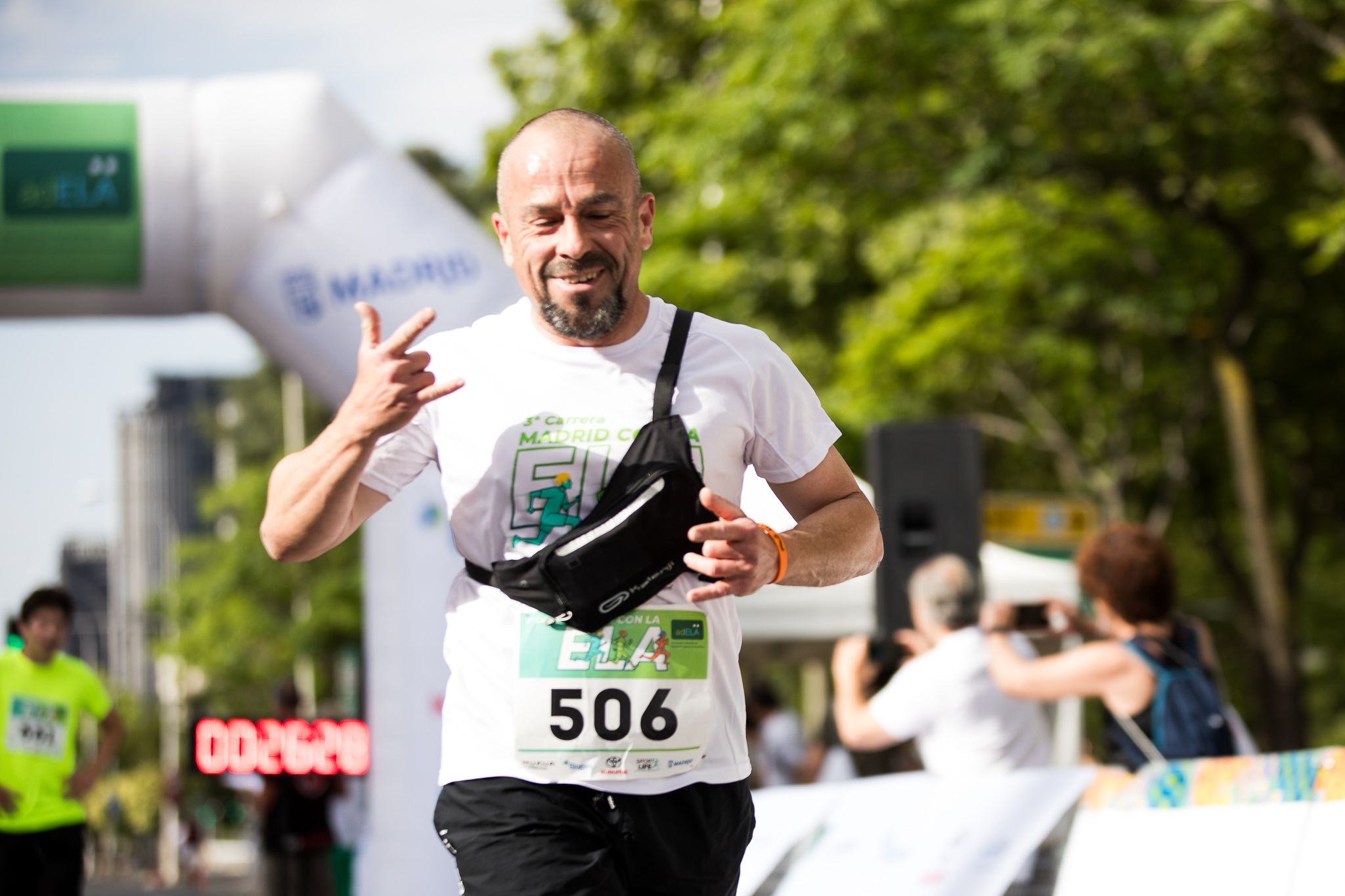 Fotos de la llegada a meta de la III Carrera Madrid con la ELA. LateMiLente 104