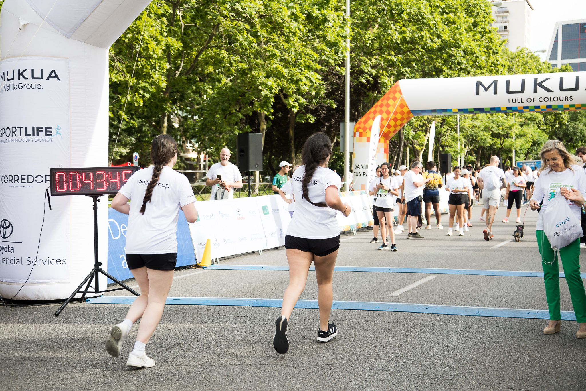 Fotos de la llegada a meta de la III Carrera Madrid con la ELA. LateMiLente 251