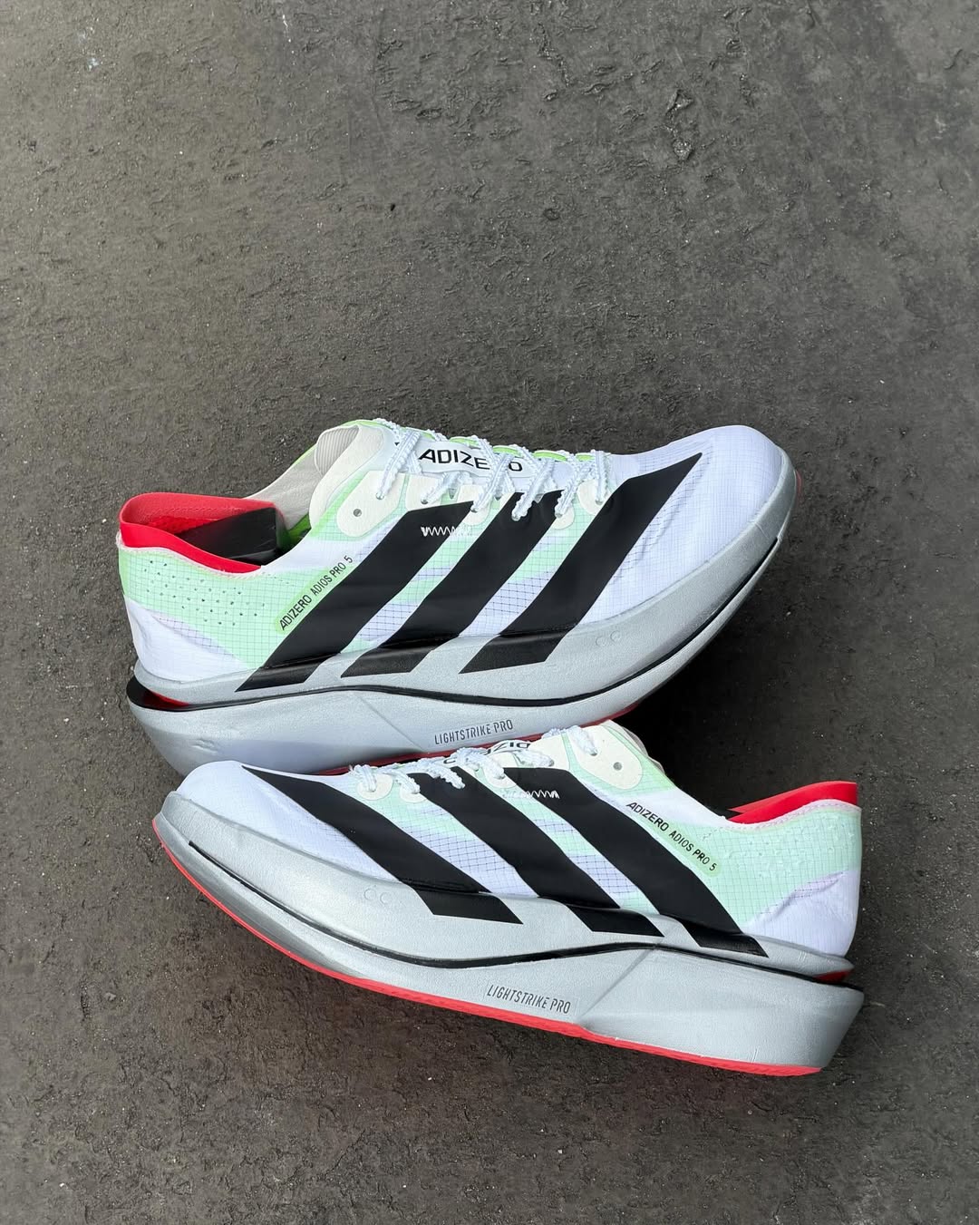 Aspecto de las nuevas Adidas Adizero Adios Pro 5. 4