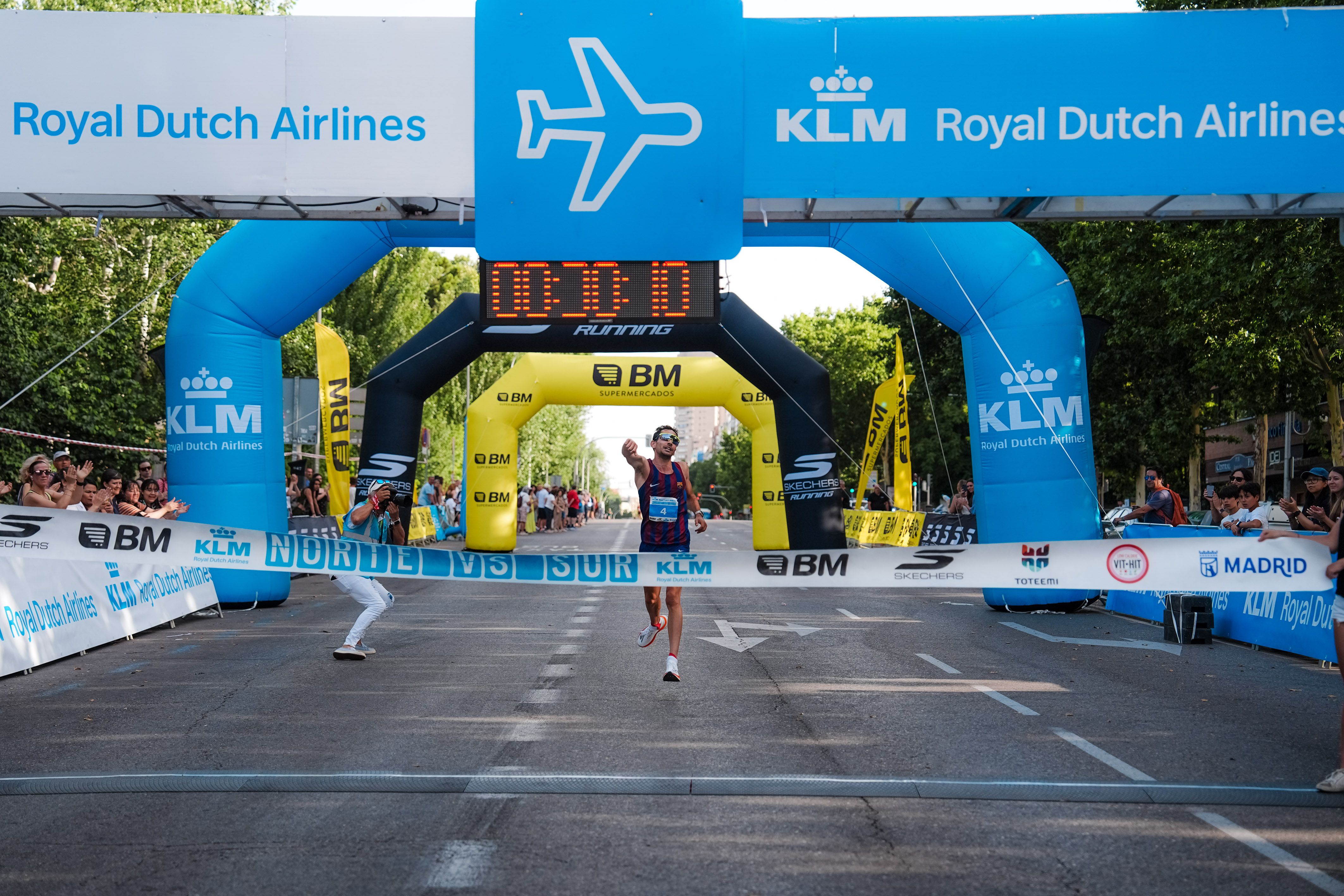 Las mejores fotos de la Carrera KLM Norte Vs Sur. 90017sm03637