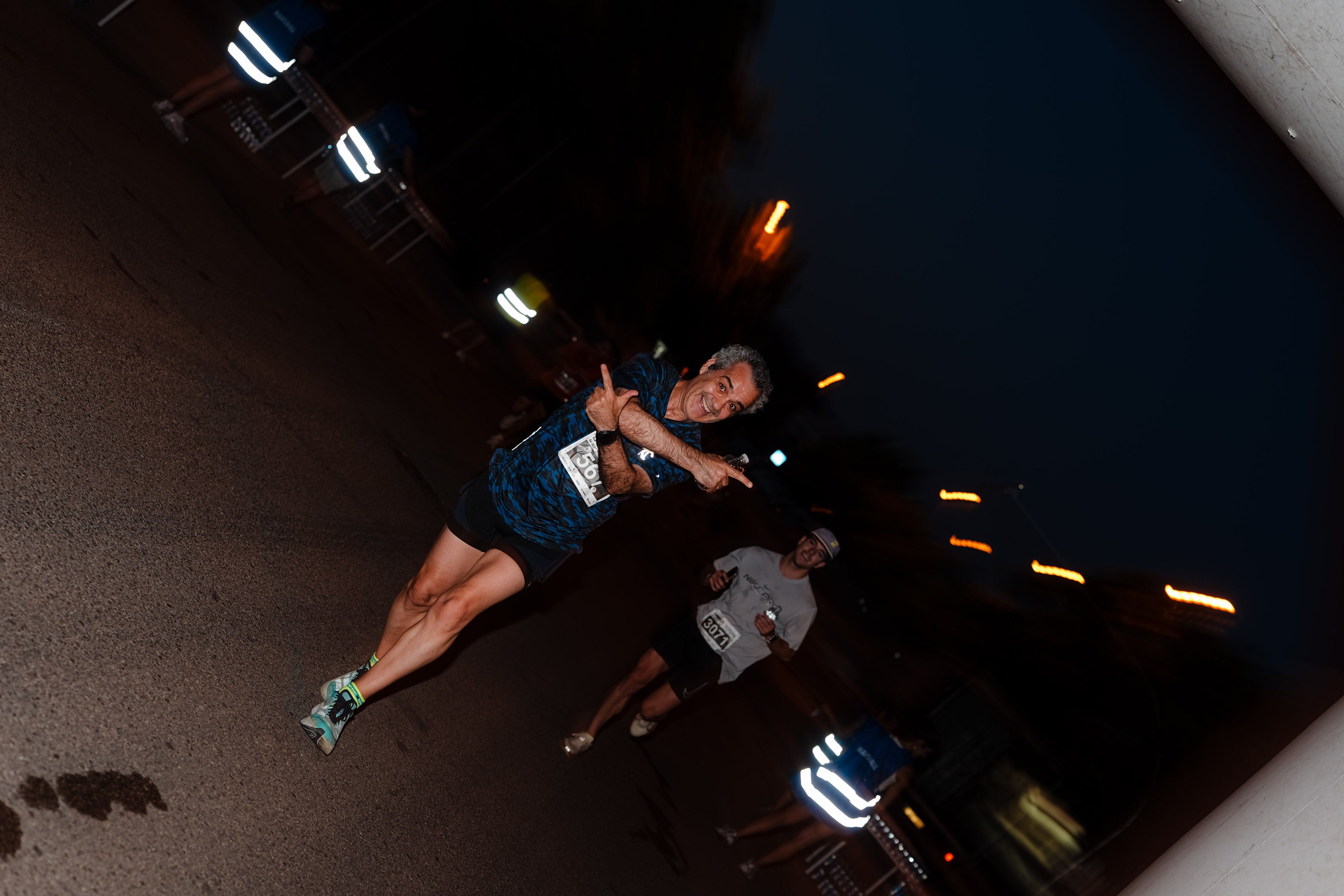 Las mejores fotos de La Nocturna de OMODA & JAECOO, VARTA Y HOKA. 260627 221532sm01531