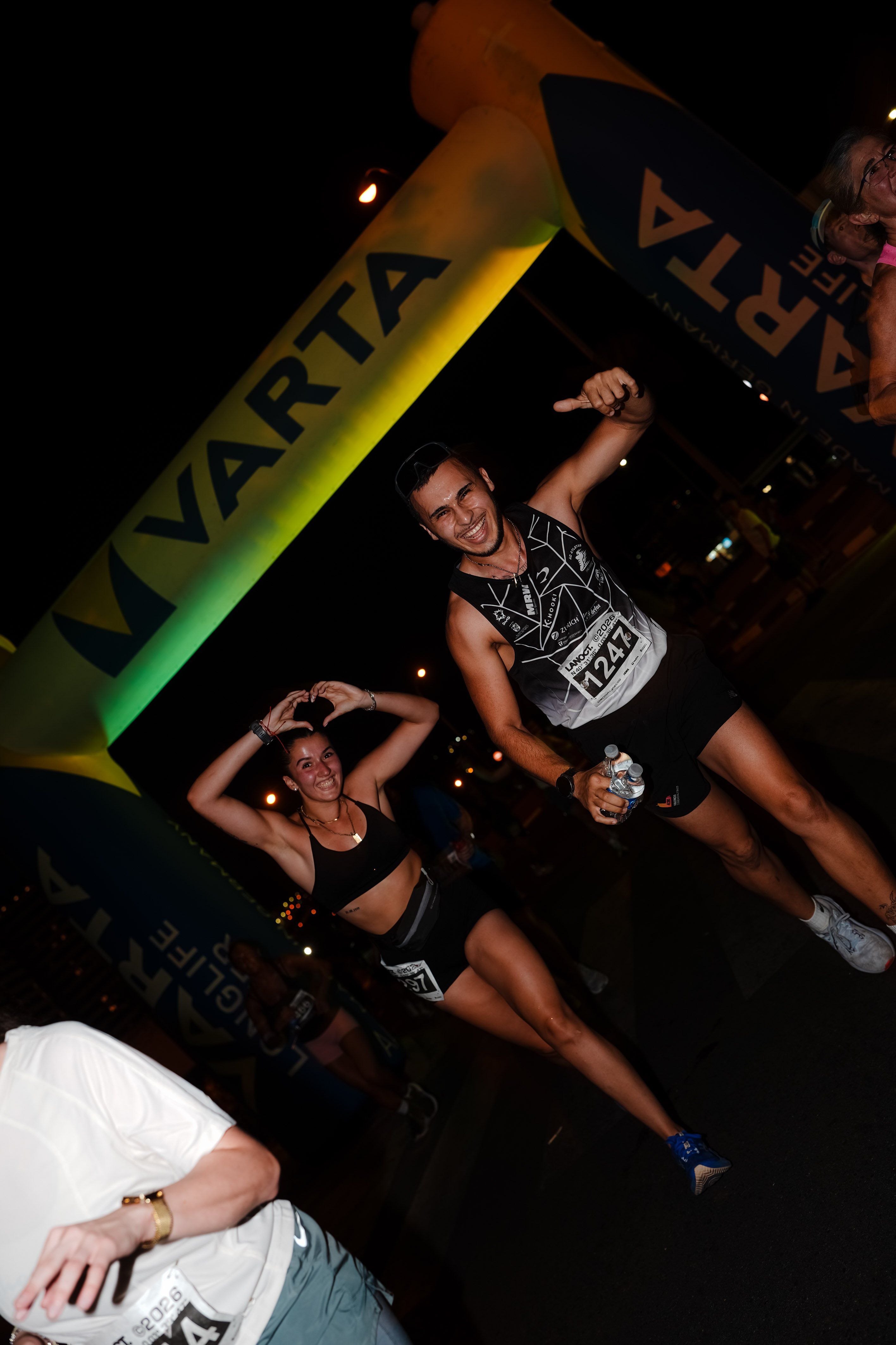 Las mejores fotos de La Nocturna de OMODA & JAECOO, VARTA Y HOKA. 260627 224147sm01878