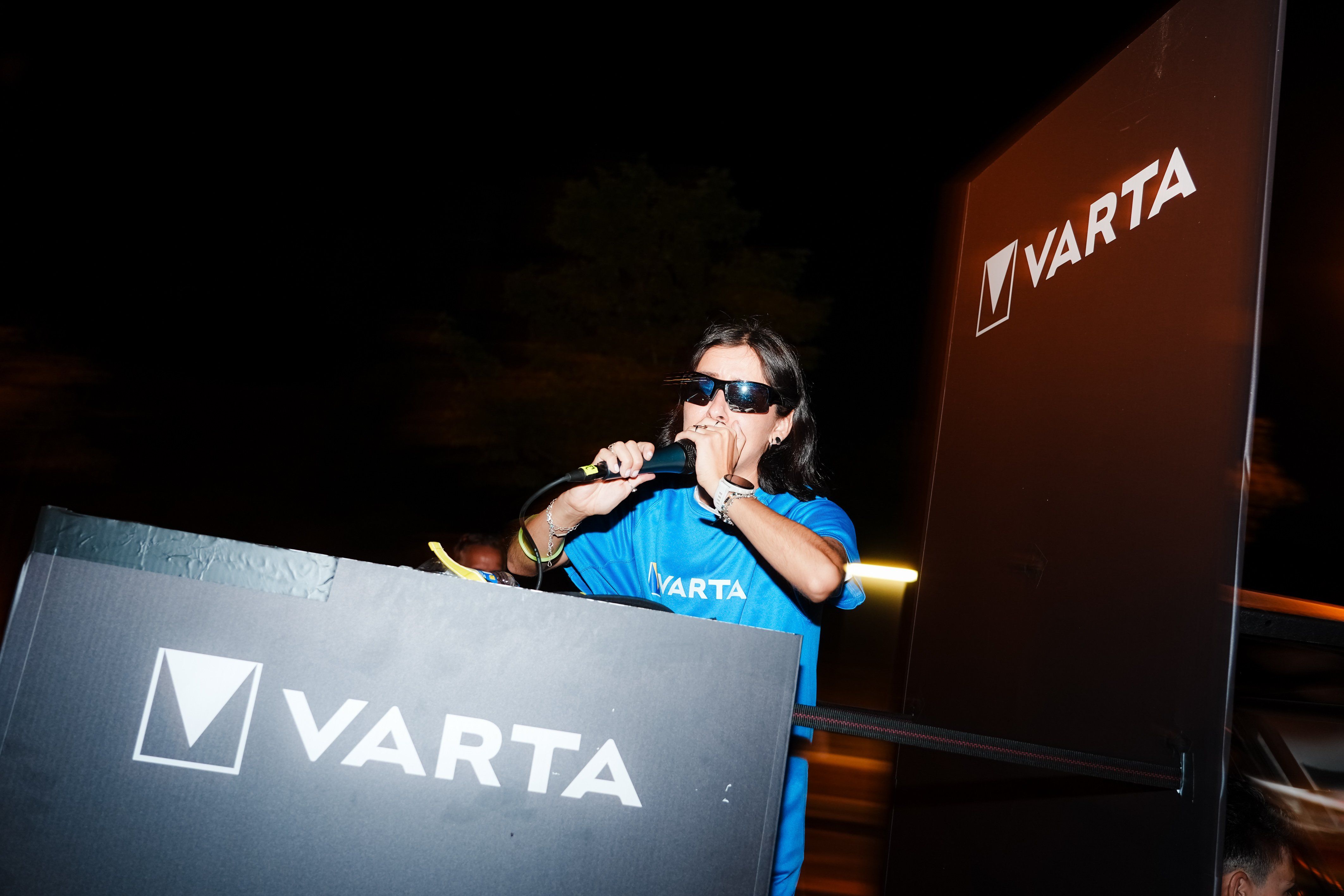 Las mejores fotos de La Nocturna de OMODA & JAECOO, VARTA Y HOKA. 260627 225215sm09865