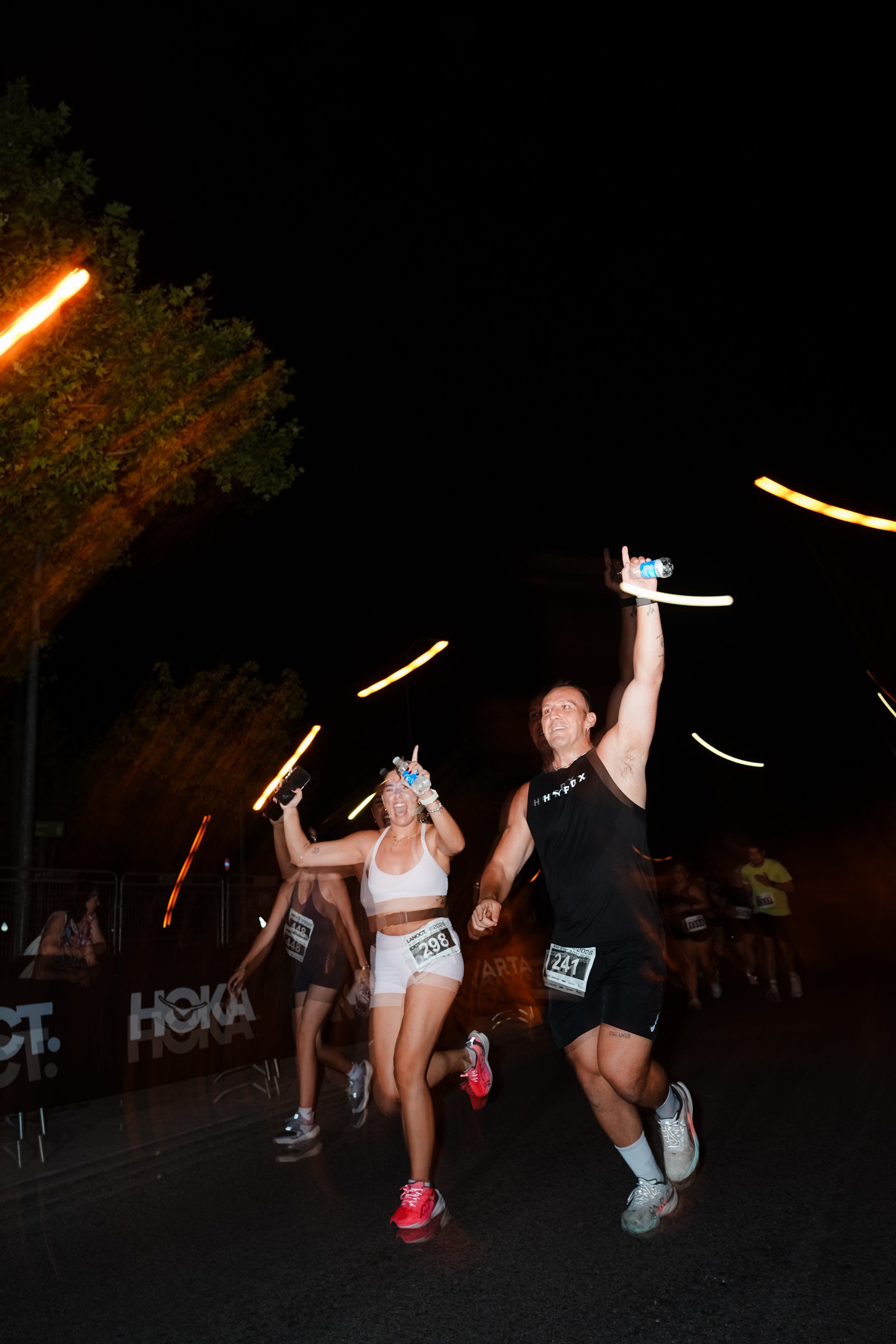 Las mejores fotos de La Nocturna de OMODA & JAECOO, VARTA Y HOKA. 260627 225605sm09870