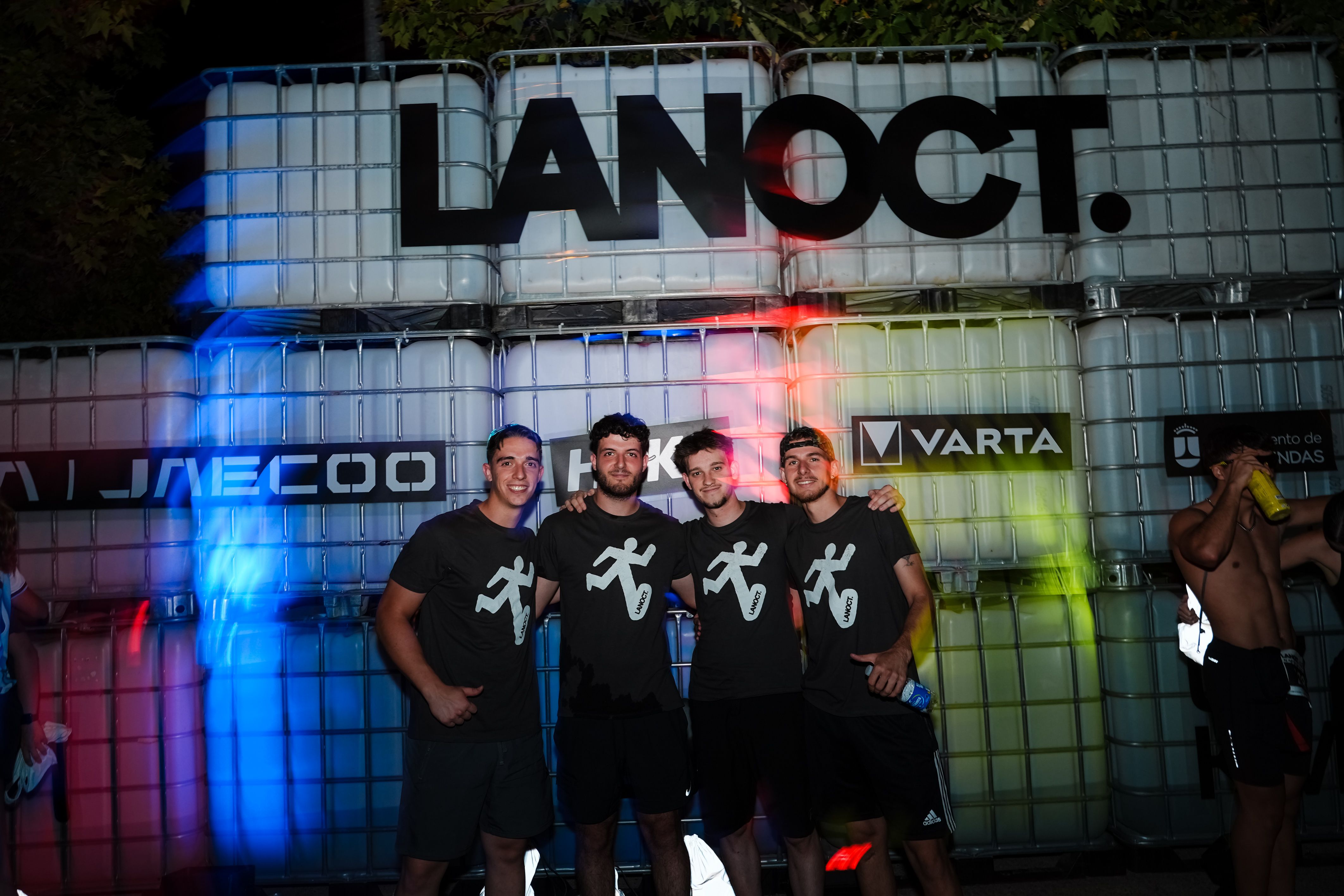 Las mejores fotos de La Nocturna de OMODA & JAECOO, VARTA Y HOKA. 260627 230945sm09962
